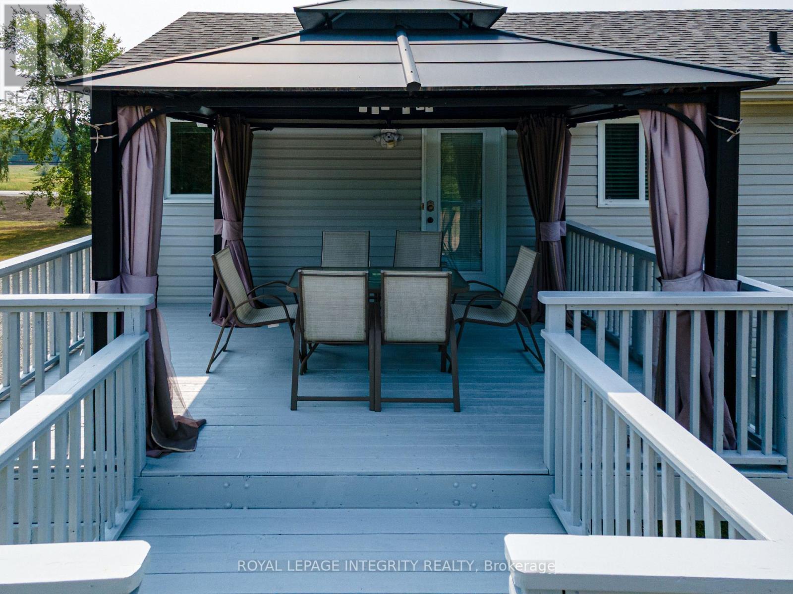 14977 Country Rd 2 Road, South Stormont, Ontario  K0C 1M0 - Photo 37 - X12336288