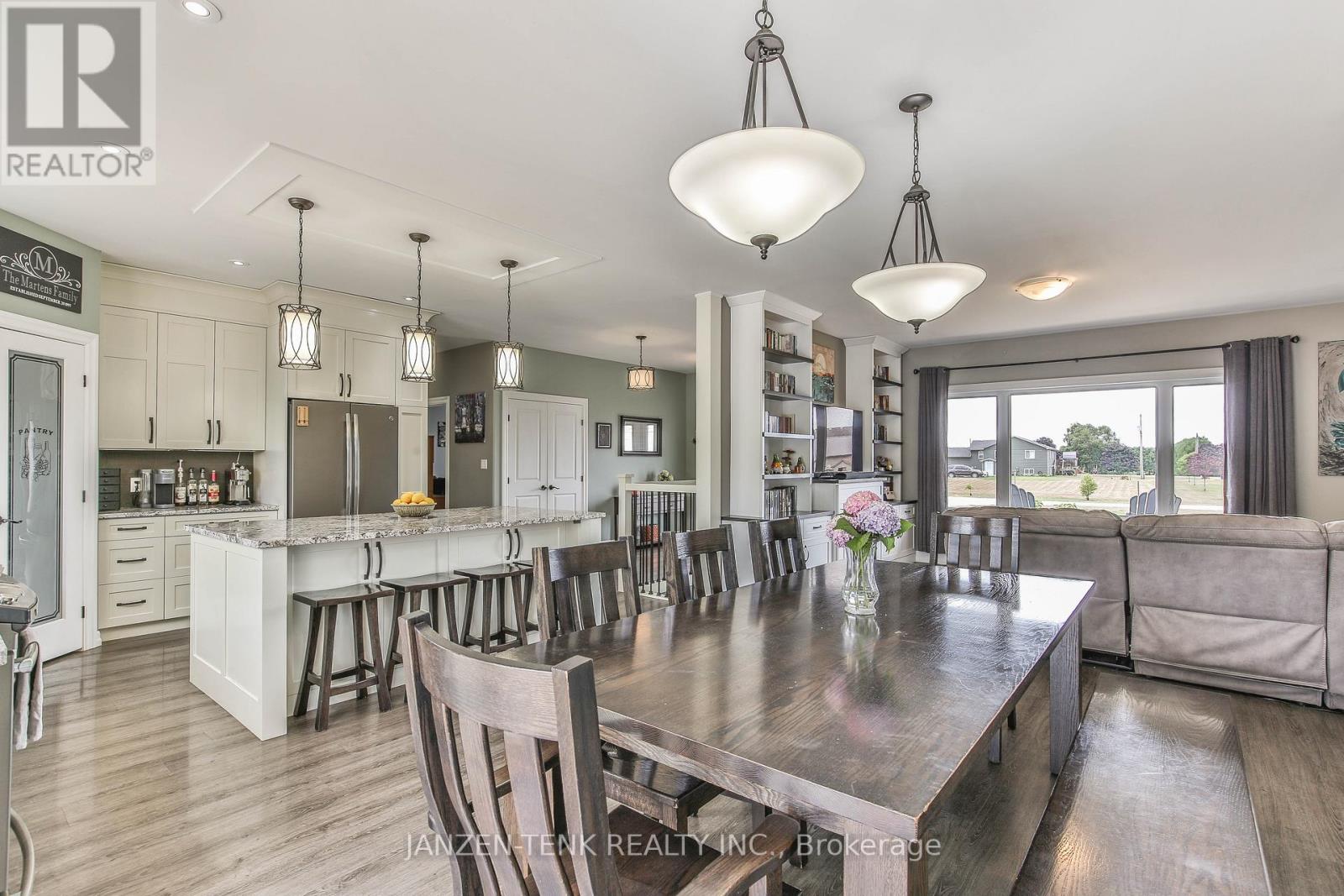 53532 Calton Line, Malahide (Calton), Ontario  N5H 2R5 - Photo 12 - X12336314