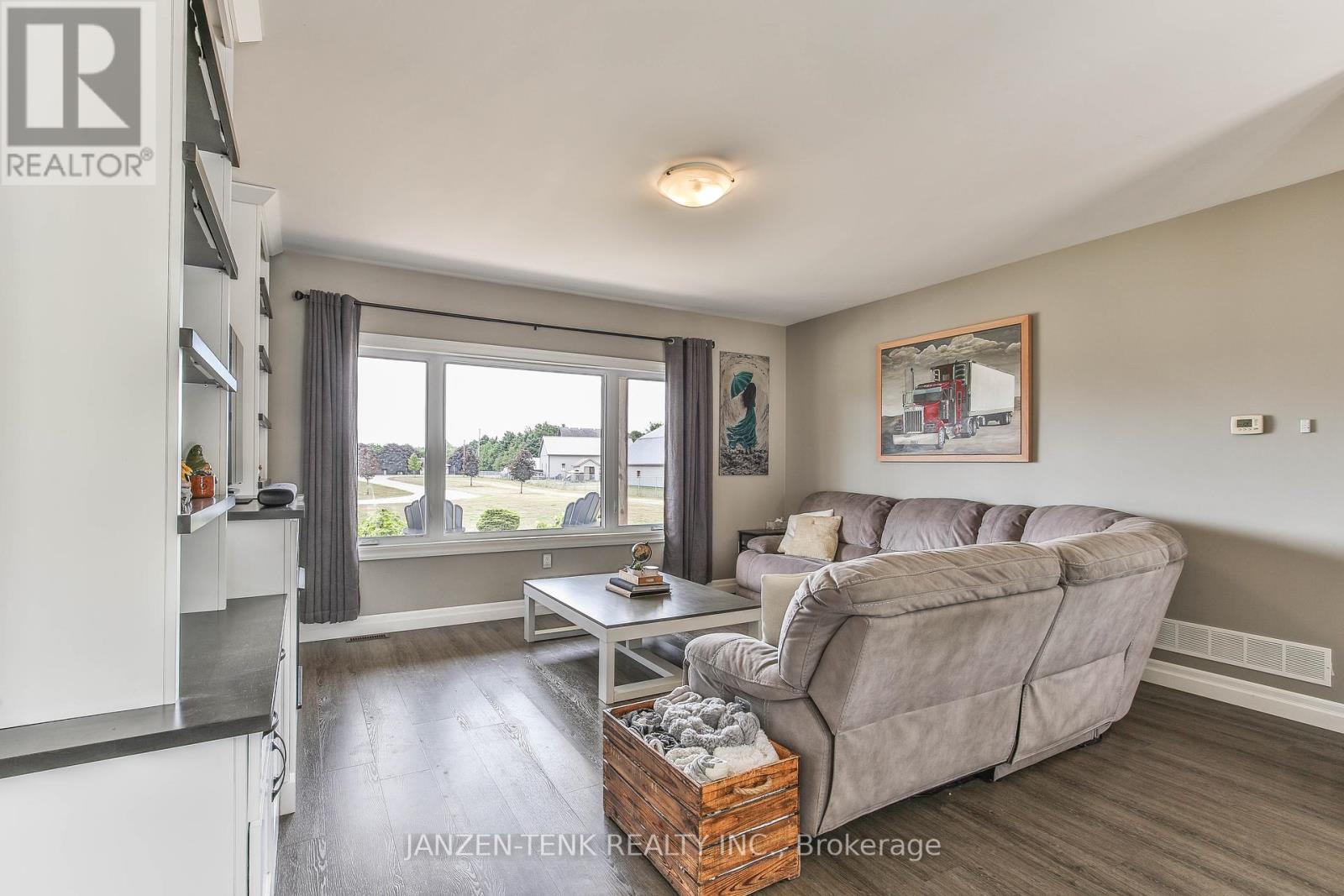 53532 Calton Line, Malahide (Calton), Ontario  N5H 2R5 - Photo 13 - X12336314