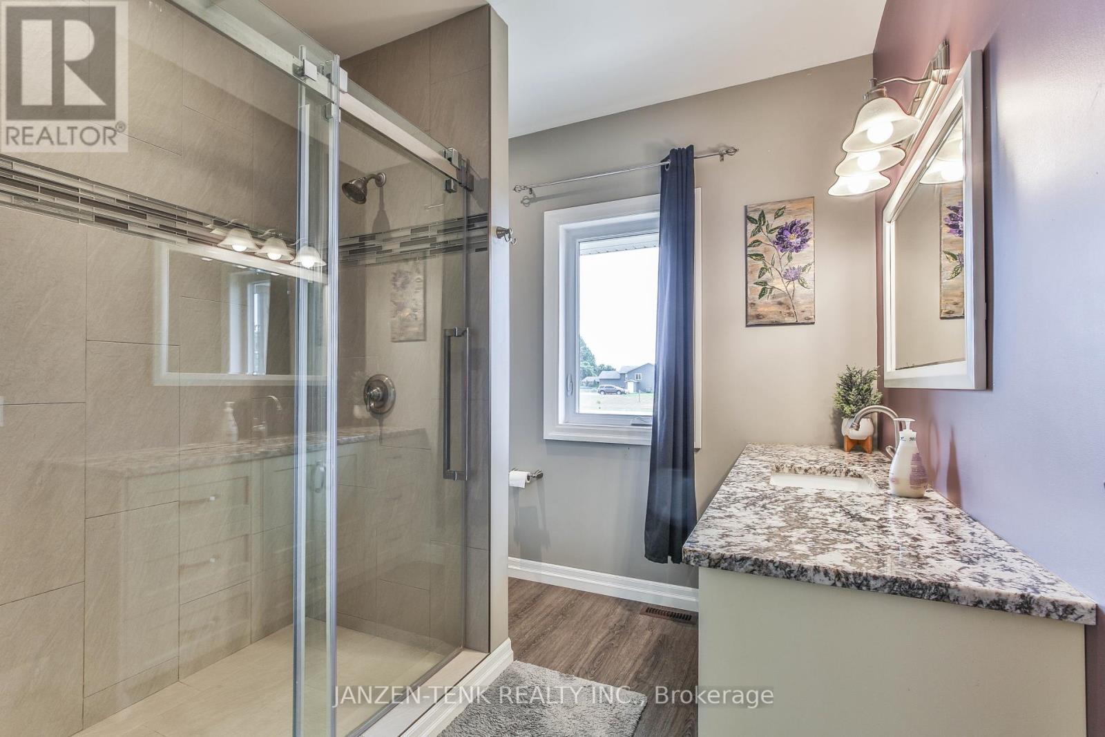 53532 Calton Line, Malahide (Calton), Ontario  N5H 2R5 - Photo 20 - X12336314