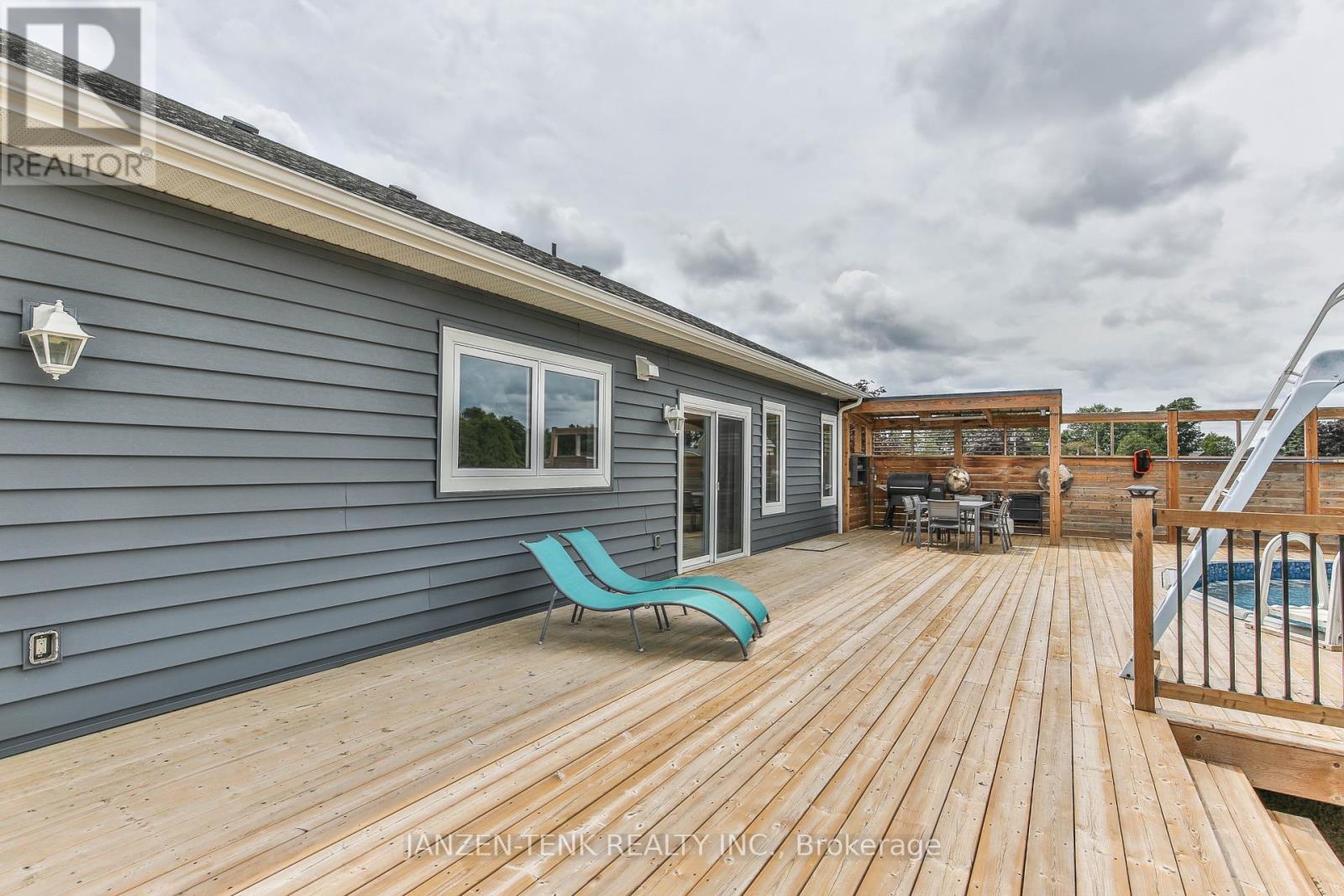 53532 Calton Line, Malahide (Calton), Ontario  N5H 2R5 - Photo 39 - X12336314