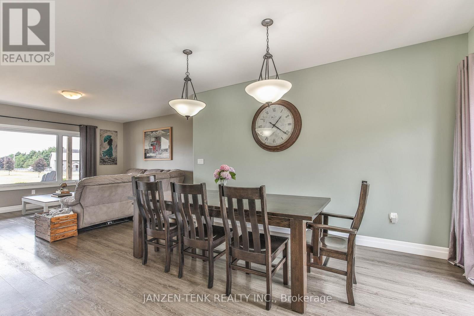 53532 Calton Line, Malahide (Calton), Ontario  N5H 2R5 - Photo 9 - X12336314