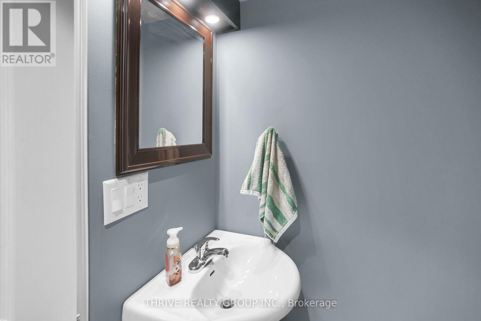 123 Michelle Avenue, North Middlesex, Ontario  N0M 2K0 - Photo 33 - X12336333
