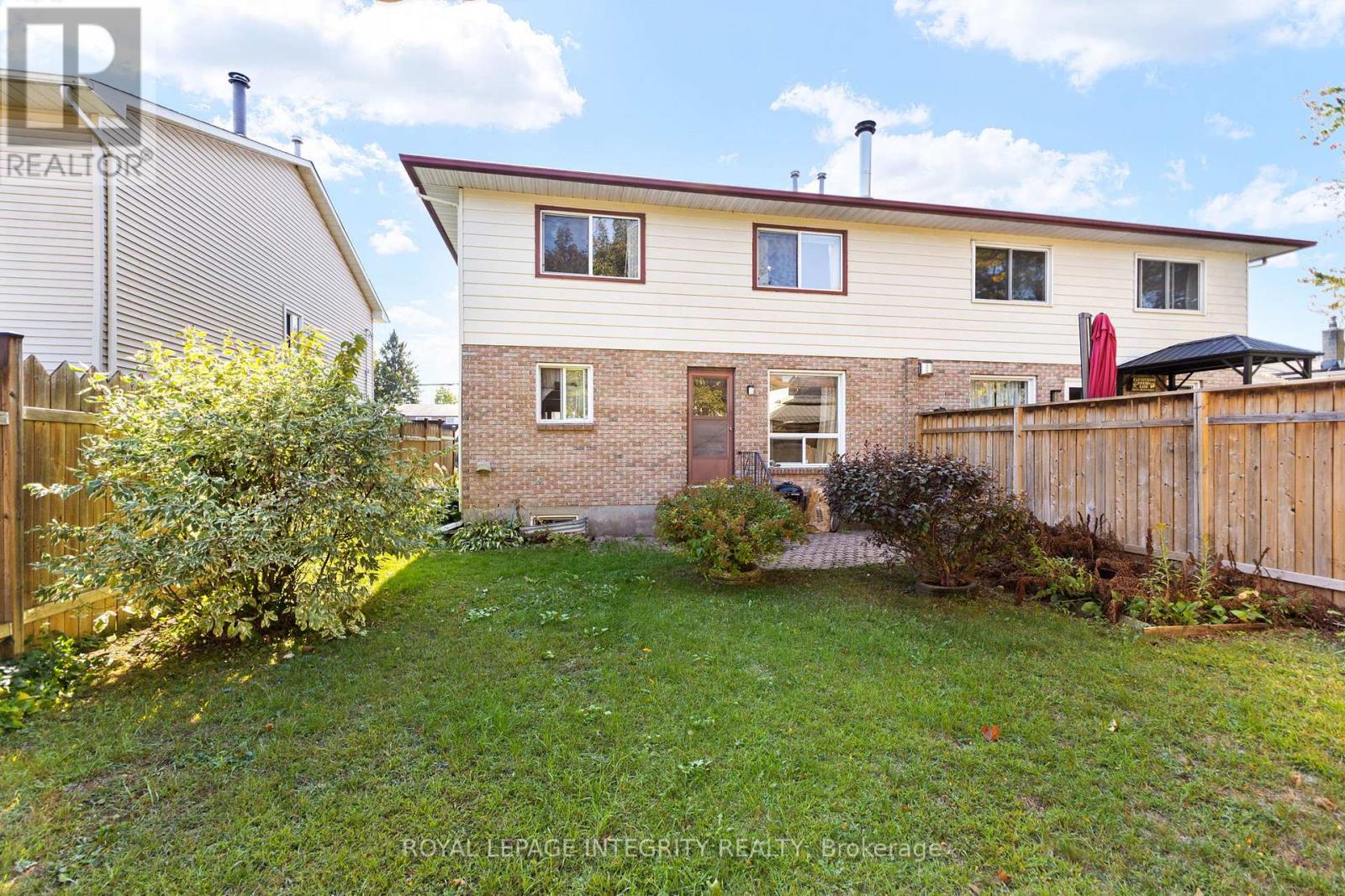 1499 Goth Avenue, Ottawa, Ontario  K1T 1E3 - Photo 36 - X12336305