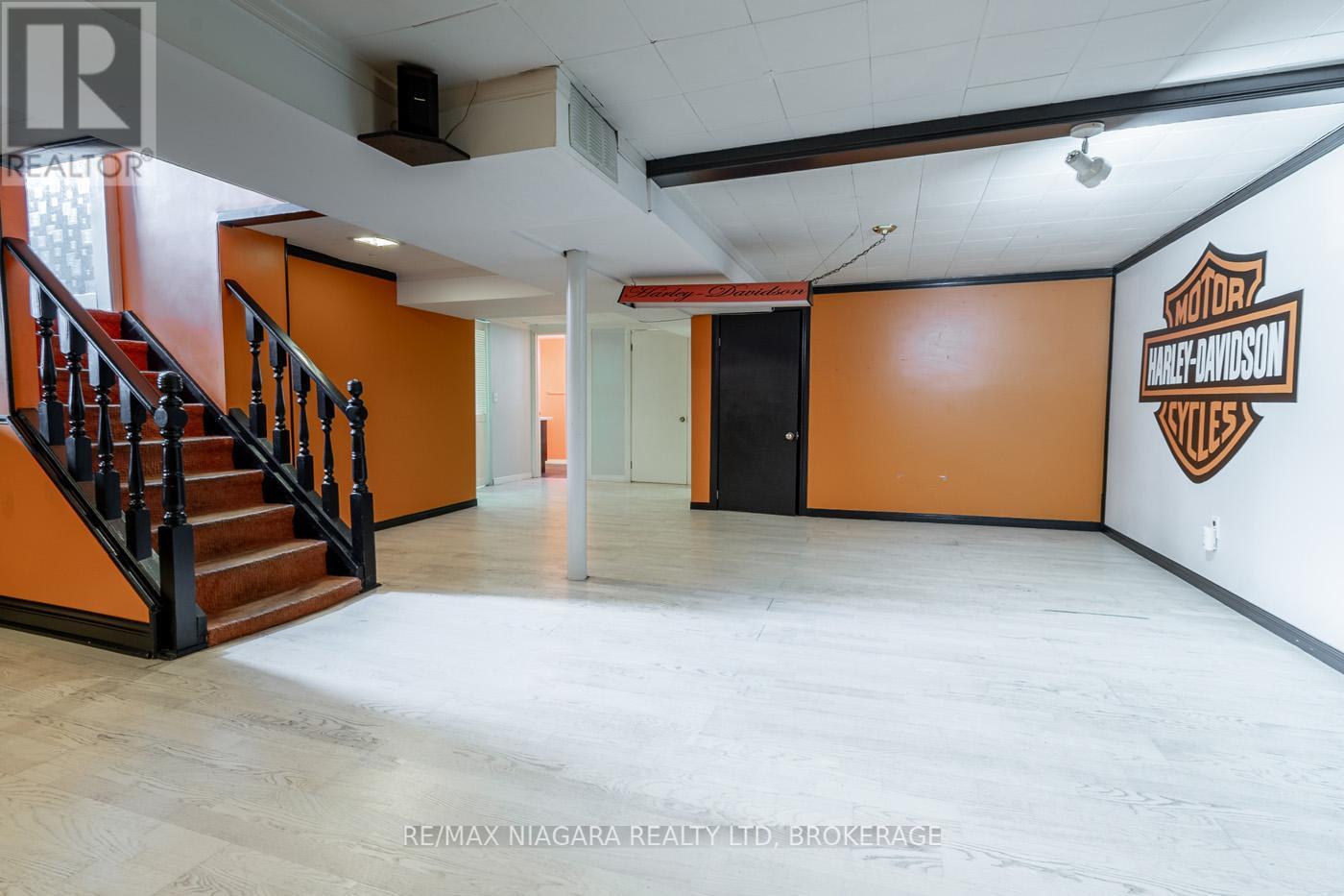 69 Golden Boulevard W, Welland (Lincoln/crowland), Ontario  L3B 1H5 - Photo 19 - X12336336