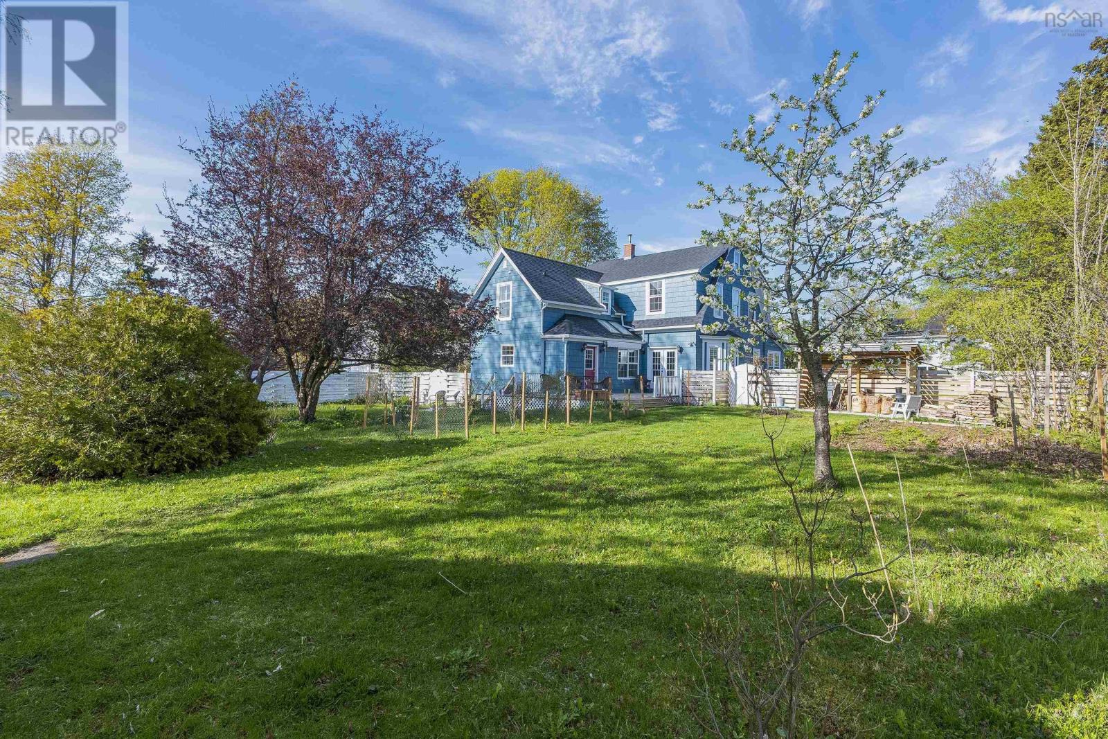 145 Commercial Street, Middleton, Nova Scotia  B0P 1S0 - Photo 2 - 202510747