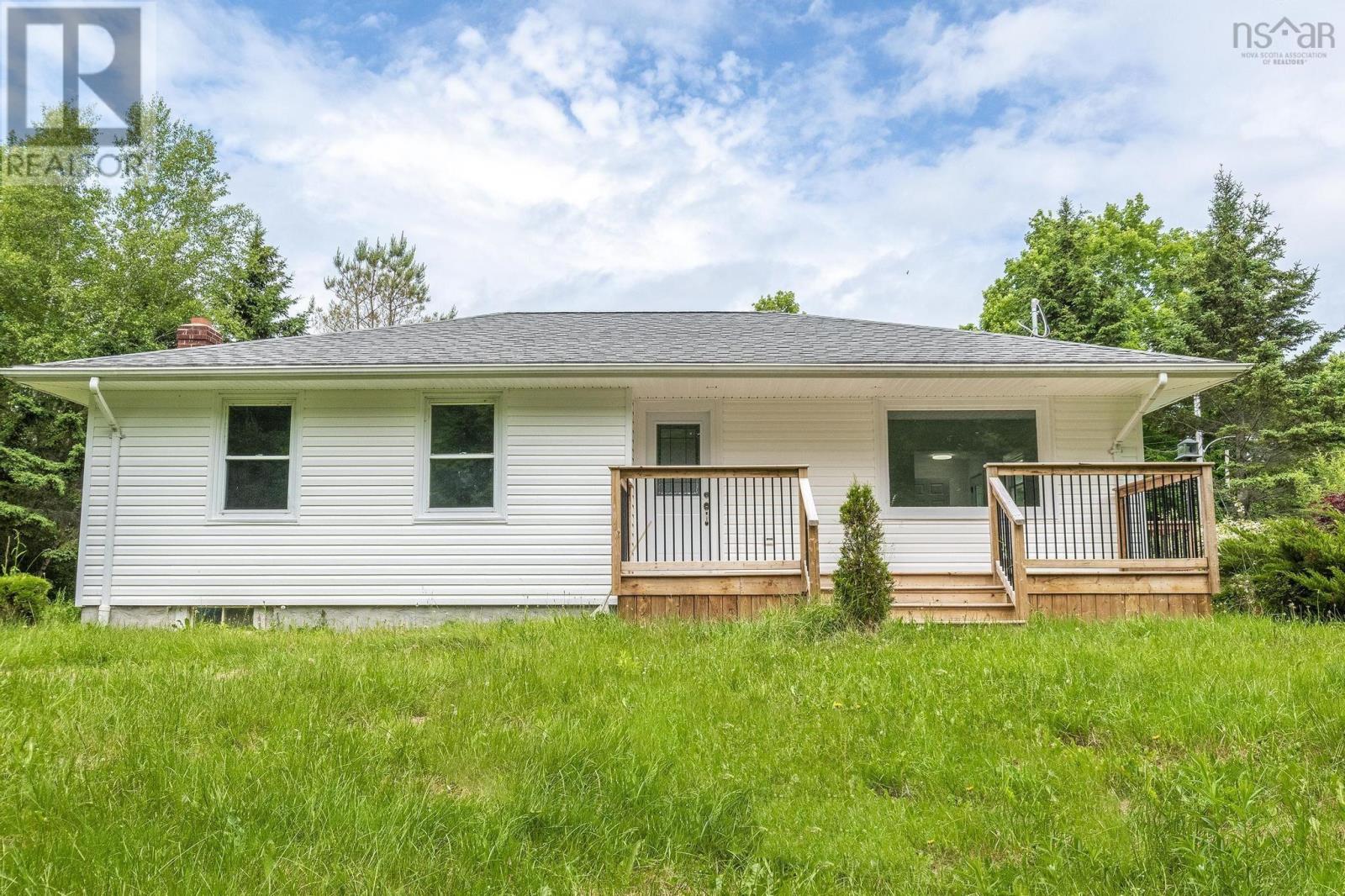 1041 Chapel Road, Canning, Nova Scotia  B0P 1H0 - Photo 1 - 202515171