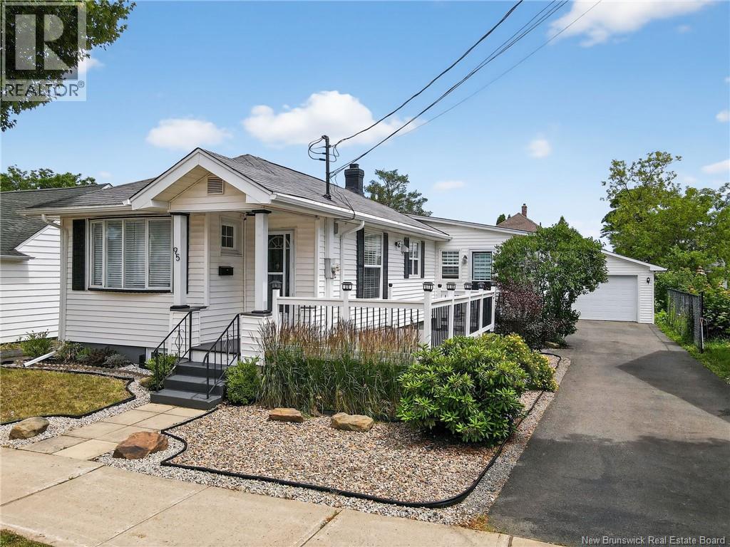 95 Maple Street, Moncton, New Brunswick  E1C 6A2 - Photo 3 - NB122589