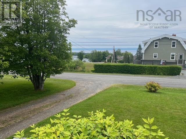 82 High Street, Baddeck, Nova Scotia  B0E 1B0 - Photo 5 - 202516626
