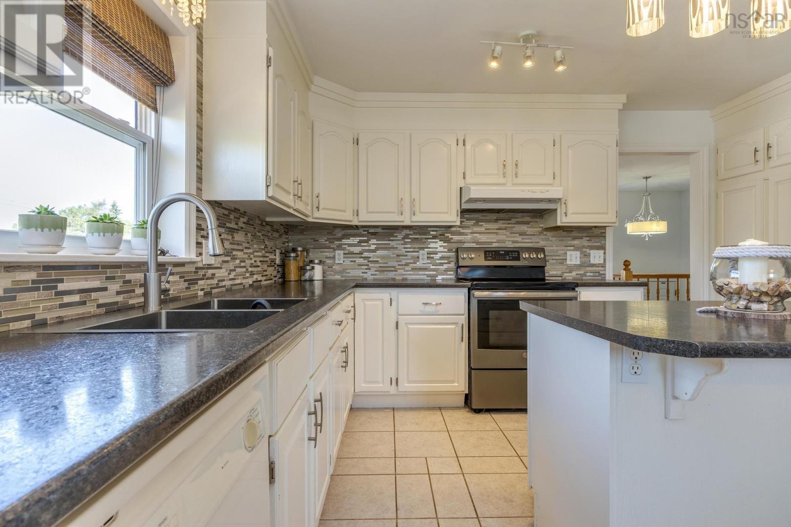57 Macmillan Drive, Enfield, Nova Scotia  B2S 1A5 - Photo 14 - 202520192