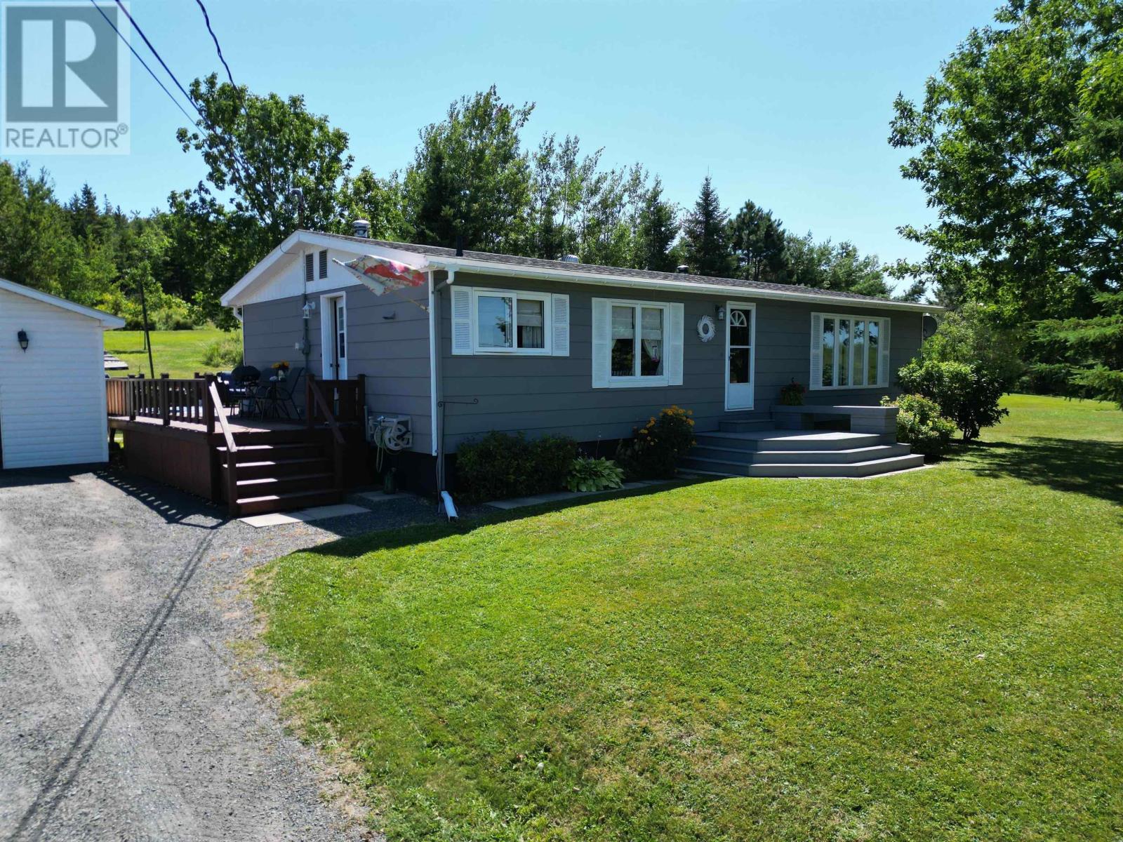 Property at 40 Sharmac Drive image 2