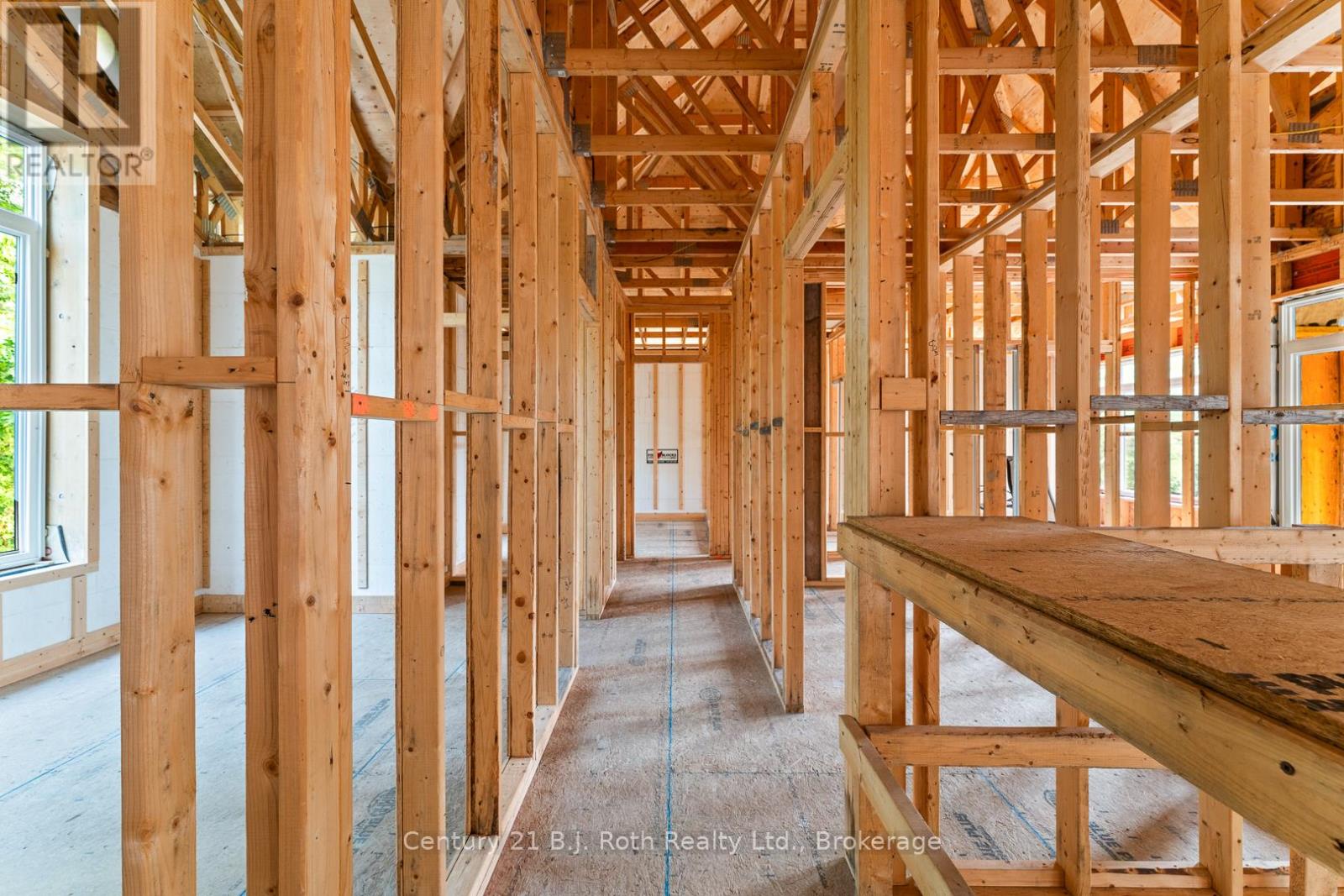8126 Oakridge Drive, Severn, Ontario  L0K 2B0 - Photo 14 - S12336347
