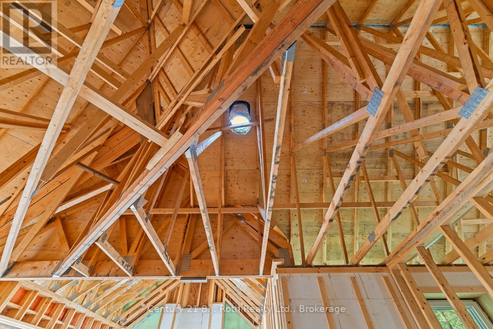 8126 Oakridge Drive, Severn, Ontario  L0K 2B0 - Photo 26 - S12336347