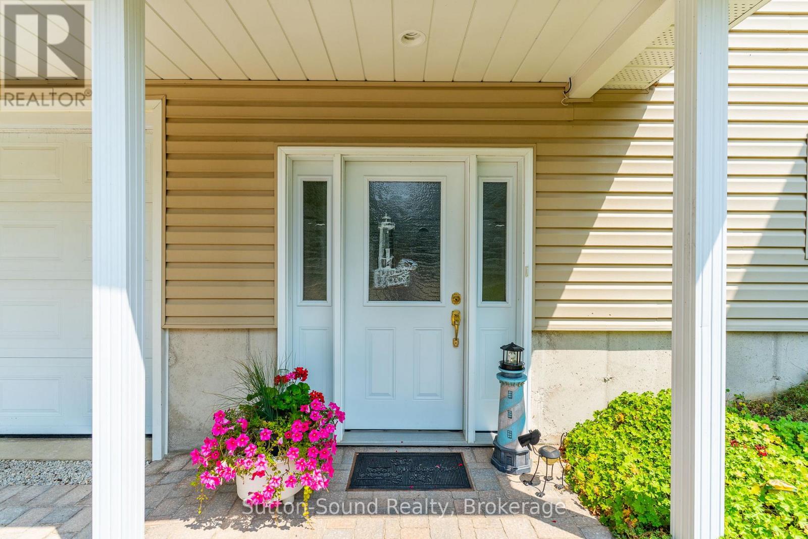 1215 Sunset Drive, South Bruce Peninsula, Ontario  N0H 2T0 - Photo 3 - X12336368