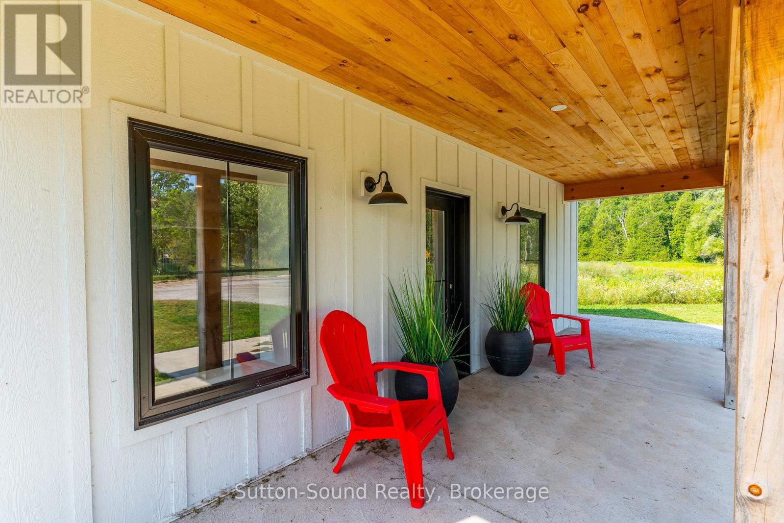 383230 Dawson Road, Georgian Bluffs, Ontario  N0H 2T0 - Photo 4 - X12336369