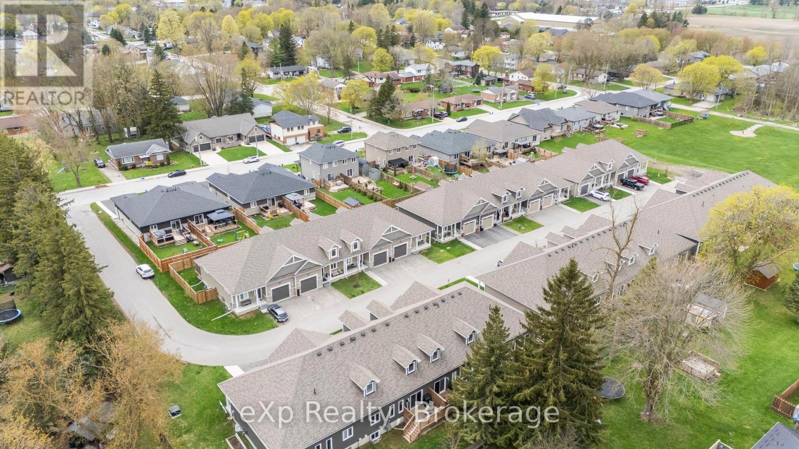 4 - 24 George Street N, Minto, Ontario  N0G 1Z0 - Photo 2 - X12336373