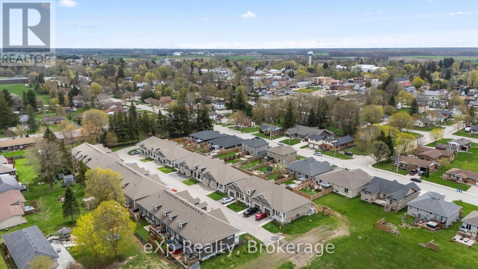 4 - 24 George Street N, Minto, Ontario  N0G 1Z0 - Photo 4 - X12336373