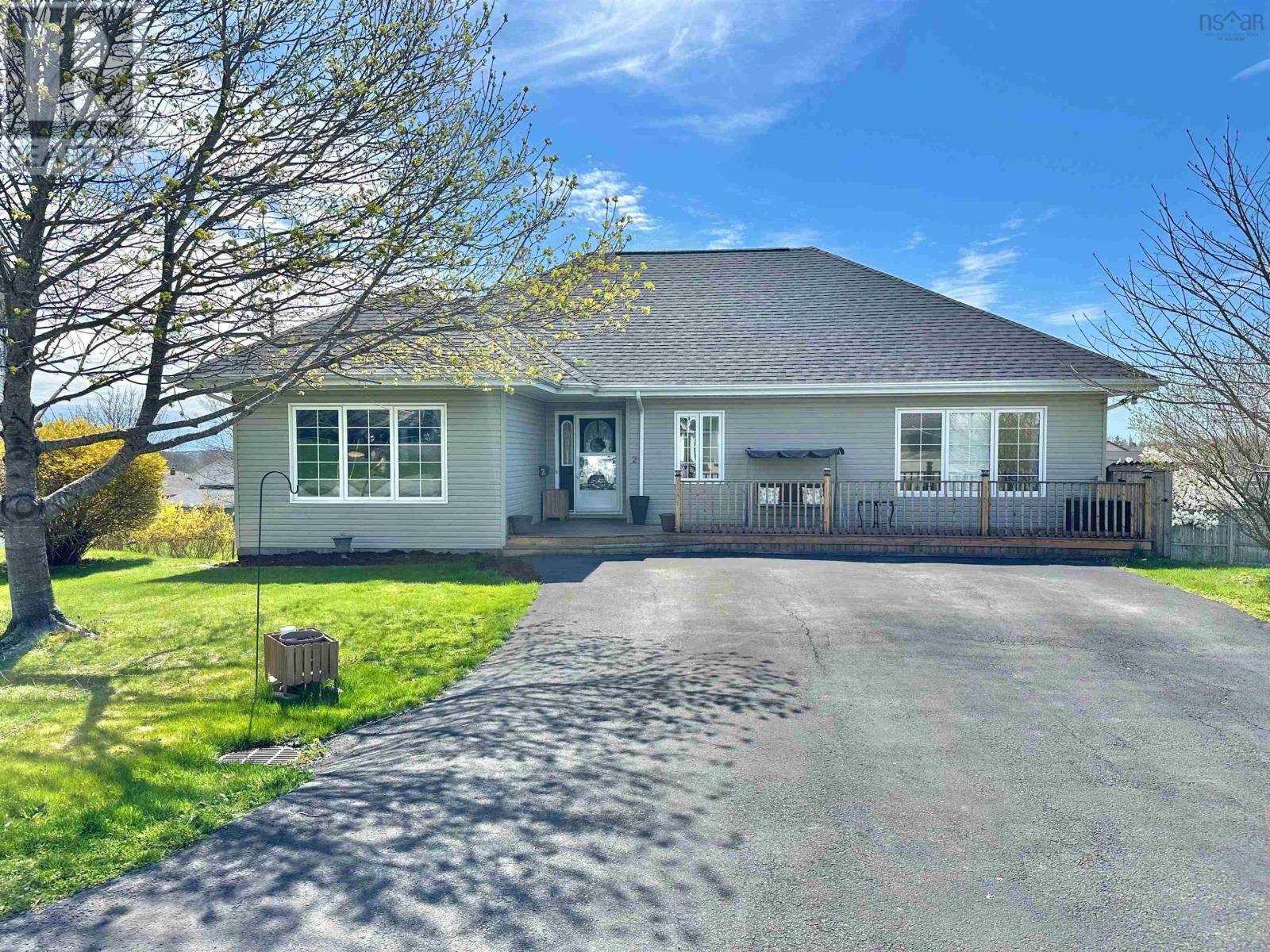 2 Placid Court, Yarmouth, Nova Scotia  B5A 4N5 - Photo 1 - 202510636