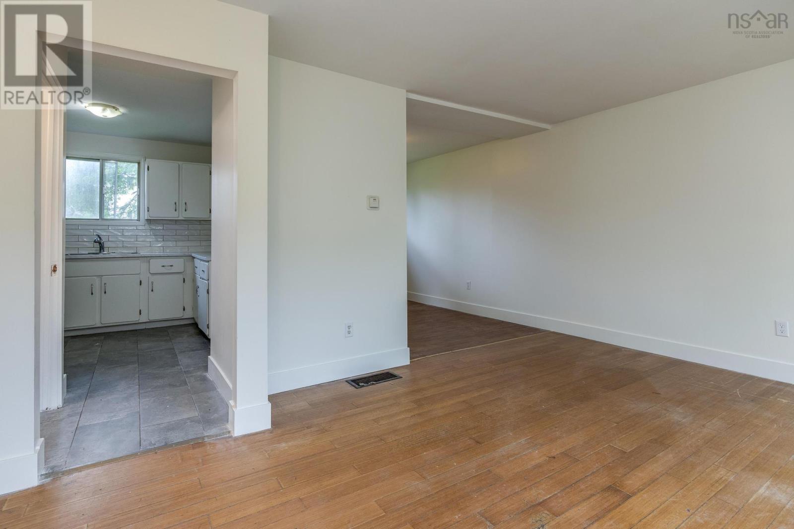 91/93 Roleika Drive, Dartmouth, Nova Scotia  B2X 1M5 - Photo 5 - 202517741