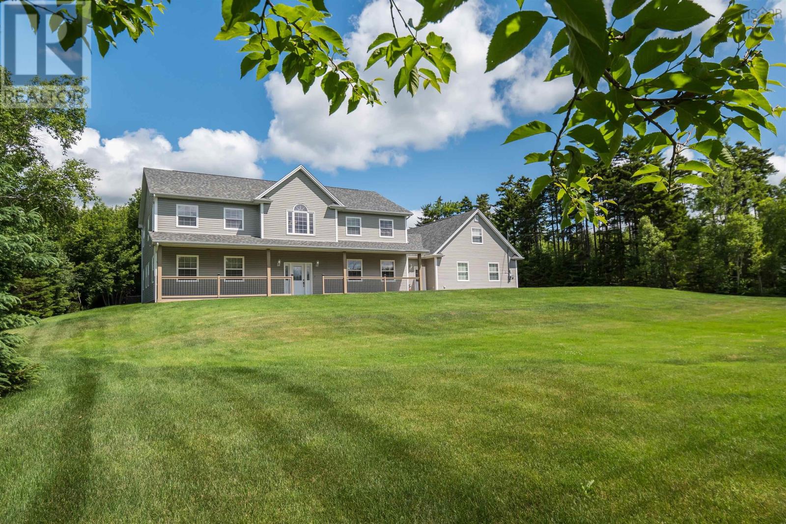 30 Giberson Drive, Westphal, Nova Scotia  B2W 6J6 - Photo 1 - 202516939