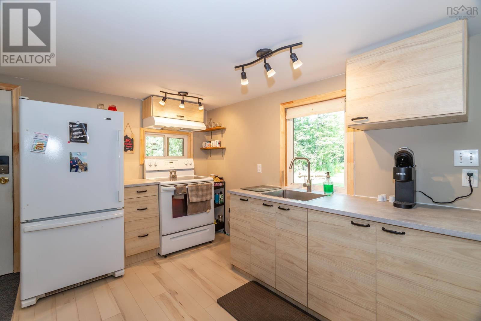 40 Jefferson Road, Bear River East, Nova Scotia  B0S 1B0 - Photo 12 - 202519106