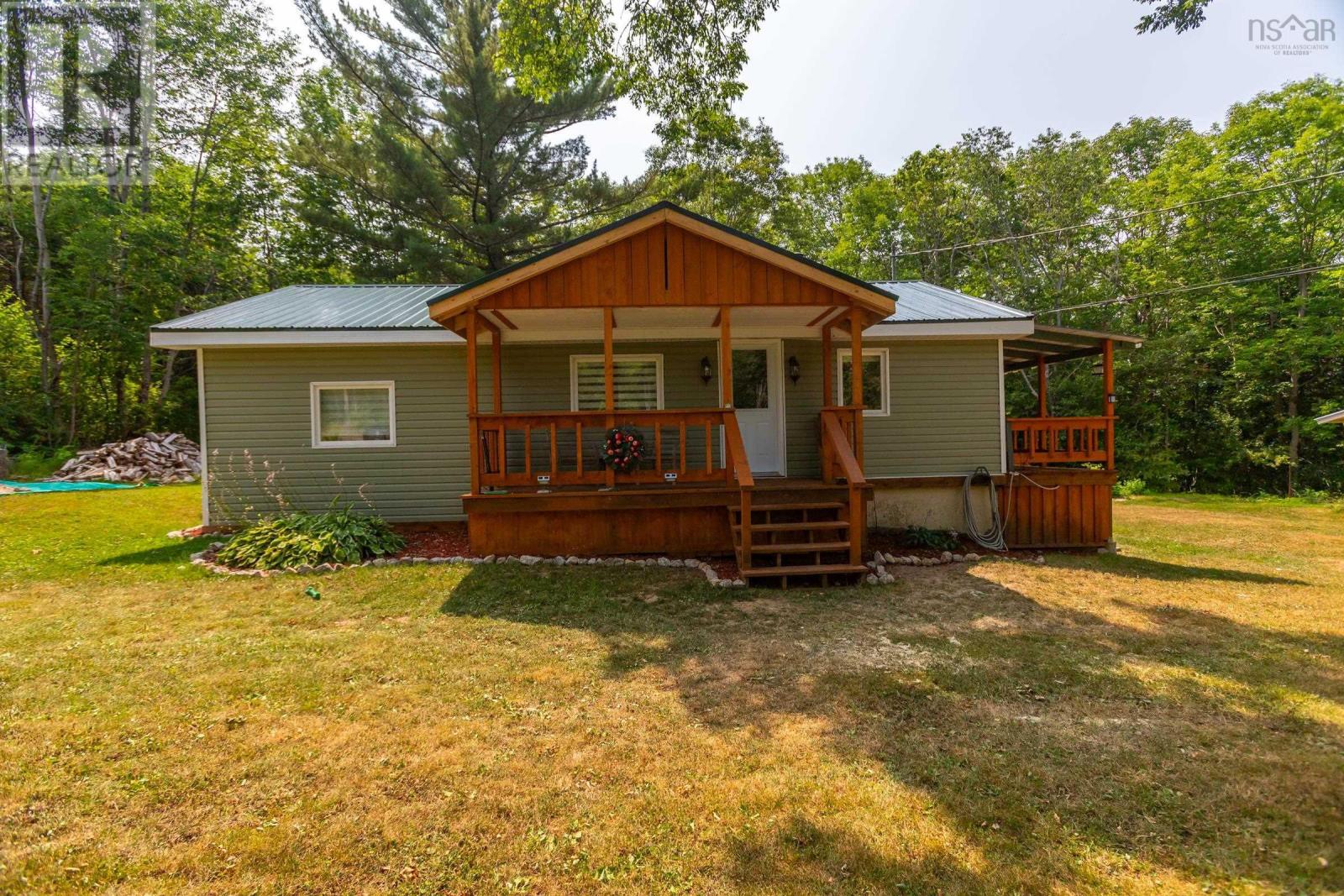 40 Jefferson Road, Bear River East, Nova Scotia  B0S 1B0 - Photo 1 - 202519106