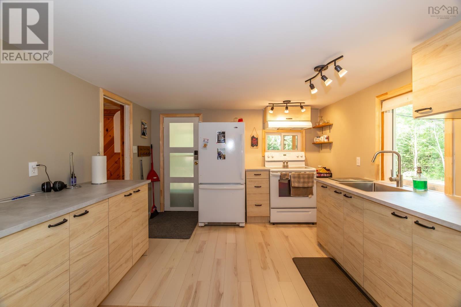 40 Jefferson Road, Bear River East, Nova Scotia  B0S 1B0 - Photo 8 - 202519106