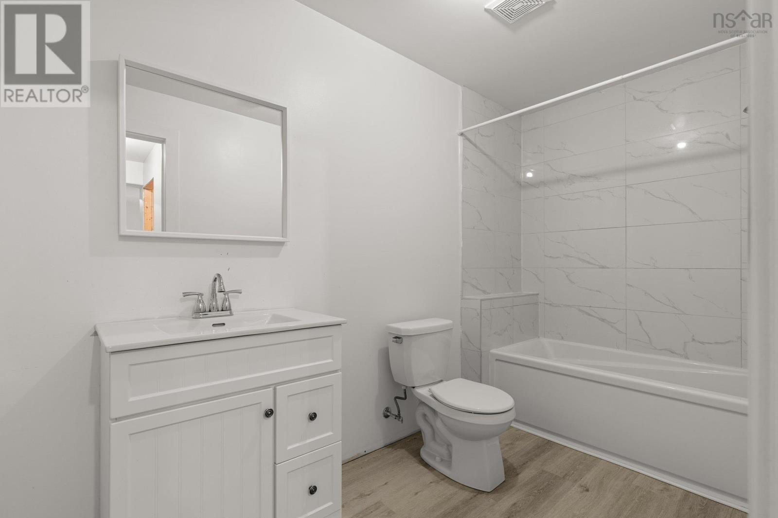 33 Bali Terrace, Porters Lake, Nova Scotia  B3E 0A4 - Photo 28 - 202517947