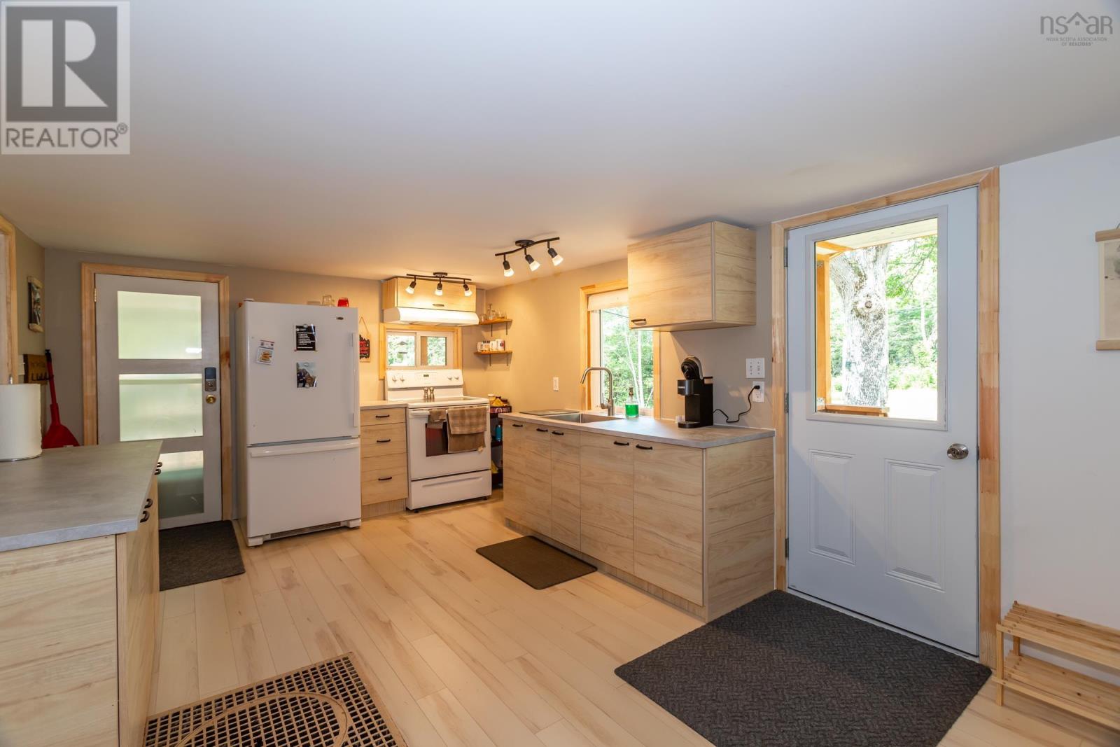 40 Jefferson Road, Bear River East, Nova Scotia  B0S 1B0 - Photo 9 - 202519106