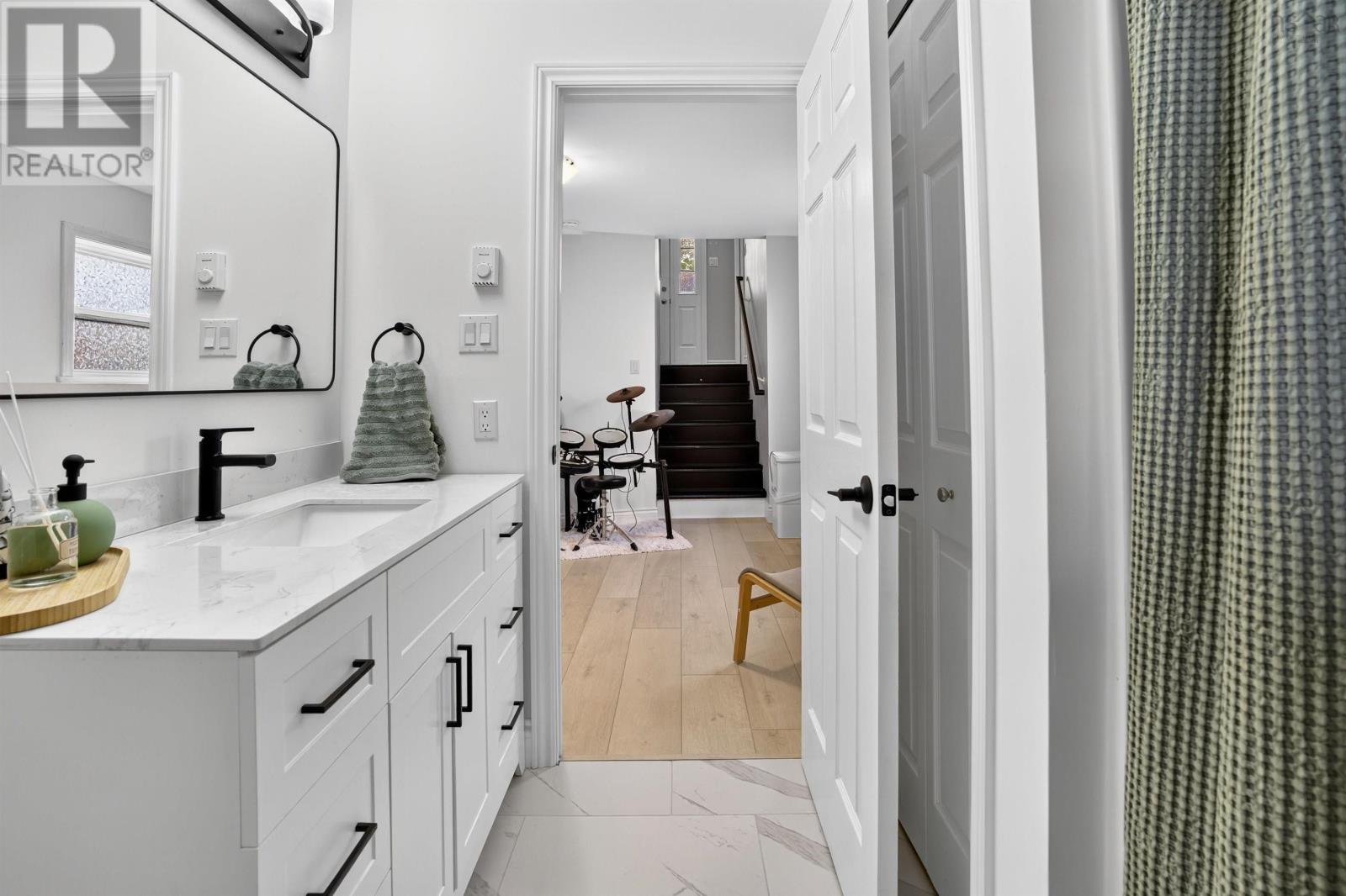 36 Thorncrest Court, Eastern Passage, Nova Scotia  B3G 1N4 - Photo 34 - 202519694