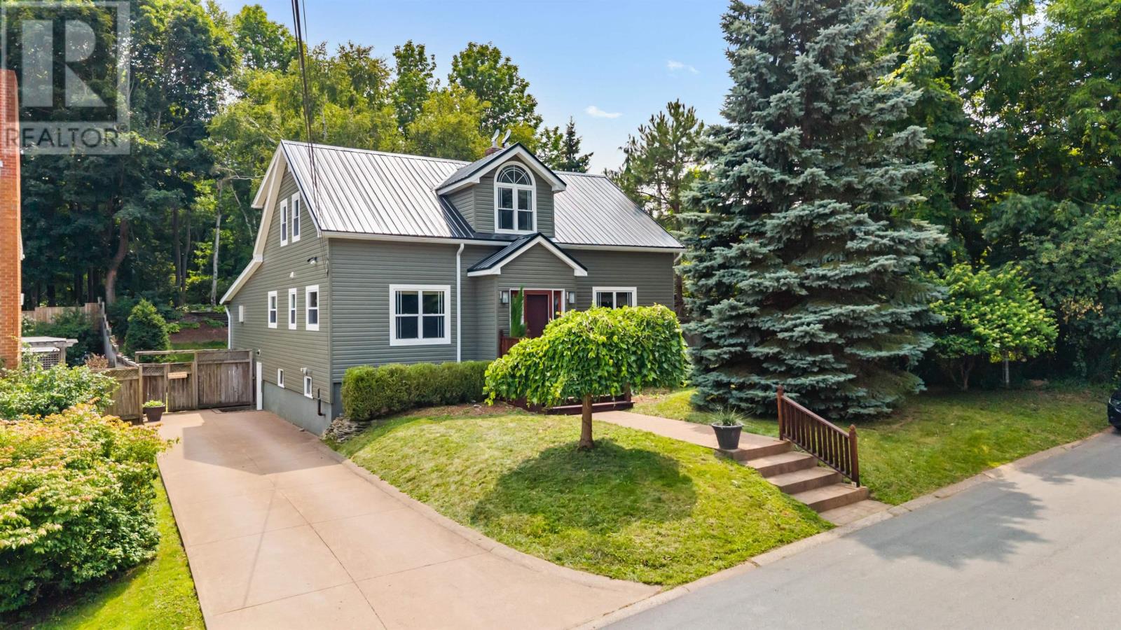 93 Elm Street, New Glasgow, Nova Scotia  B2H 1Y3 - Photo 1 - 202520167