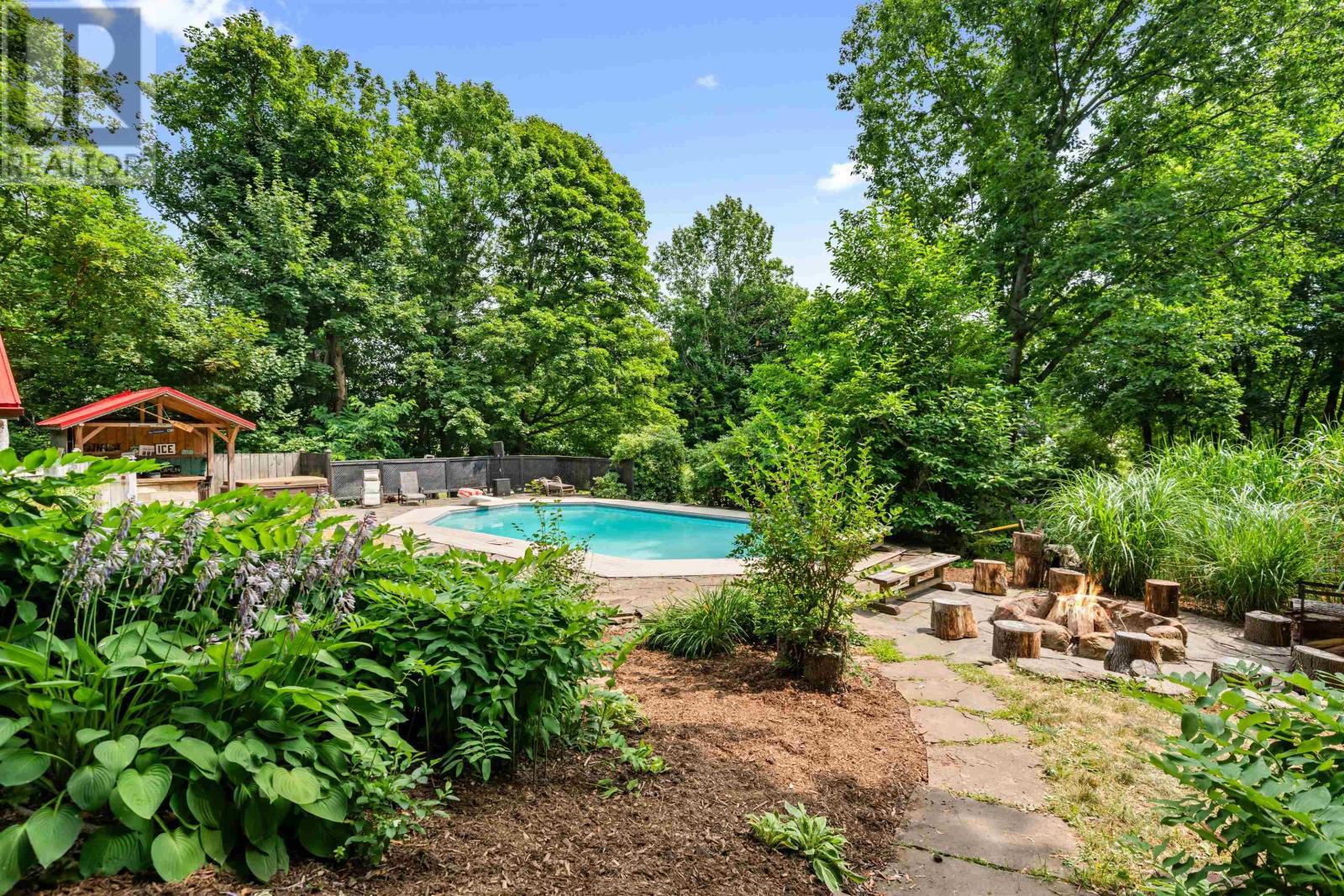 93 Elm Street, New Glasgow, Nova Scotia  B2H 1Y3 - Photo 3 - 202520167