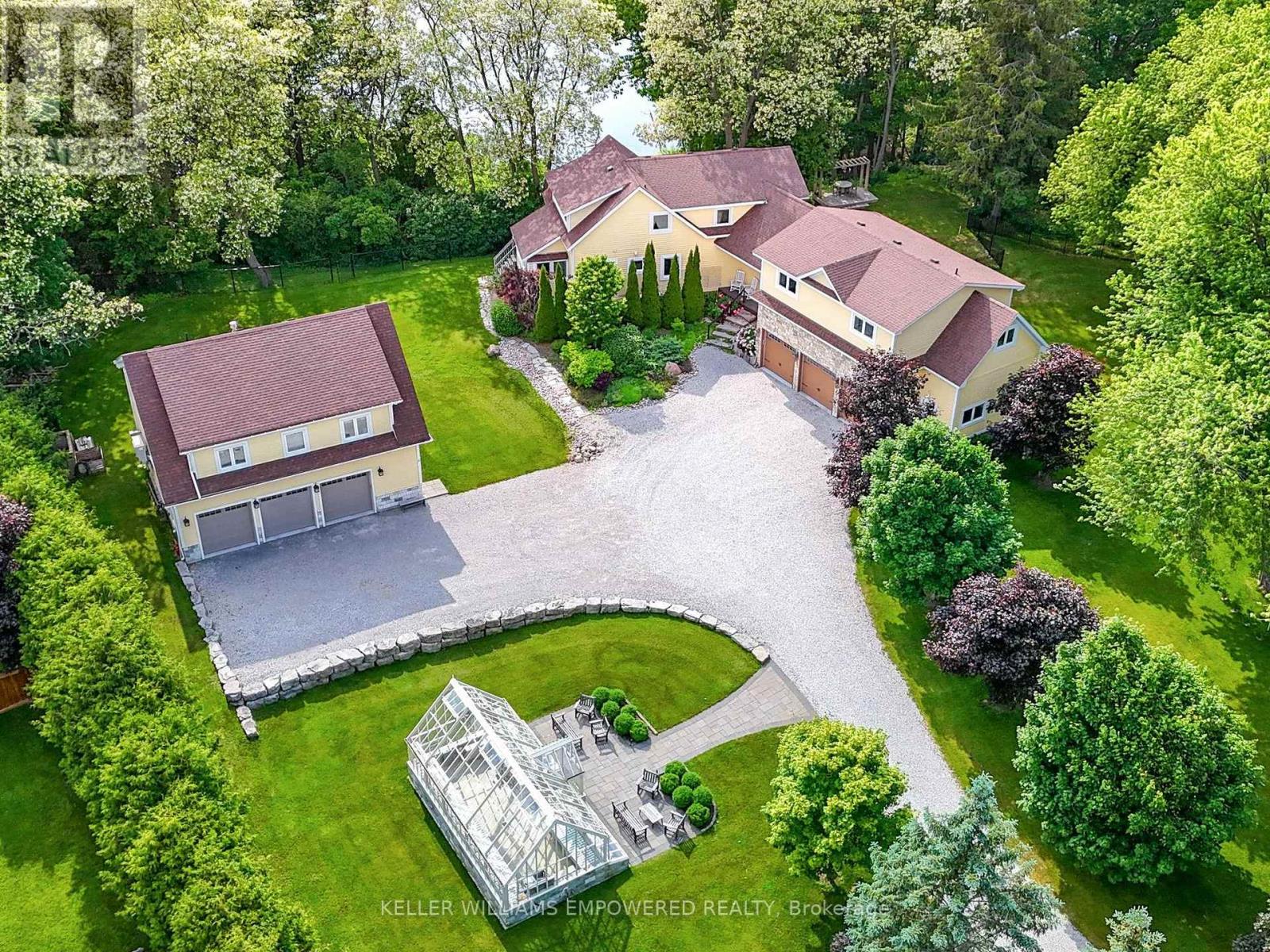 6 And 8 Macleod Estate Court, Richmond Hill, Ontario  L4E 0B1 - Photo 46 - N12183547