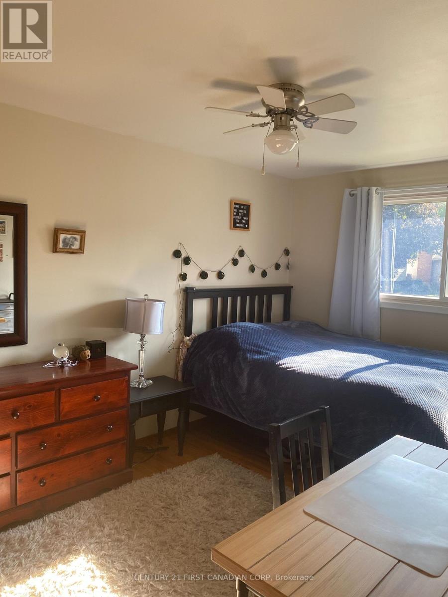 Main Level - 345 Astor Park, St. Clair, Ontario  N0N 1G0 - Photo 10 - X12336398
