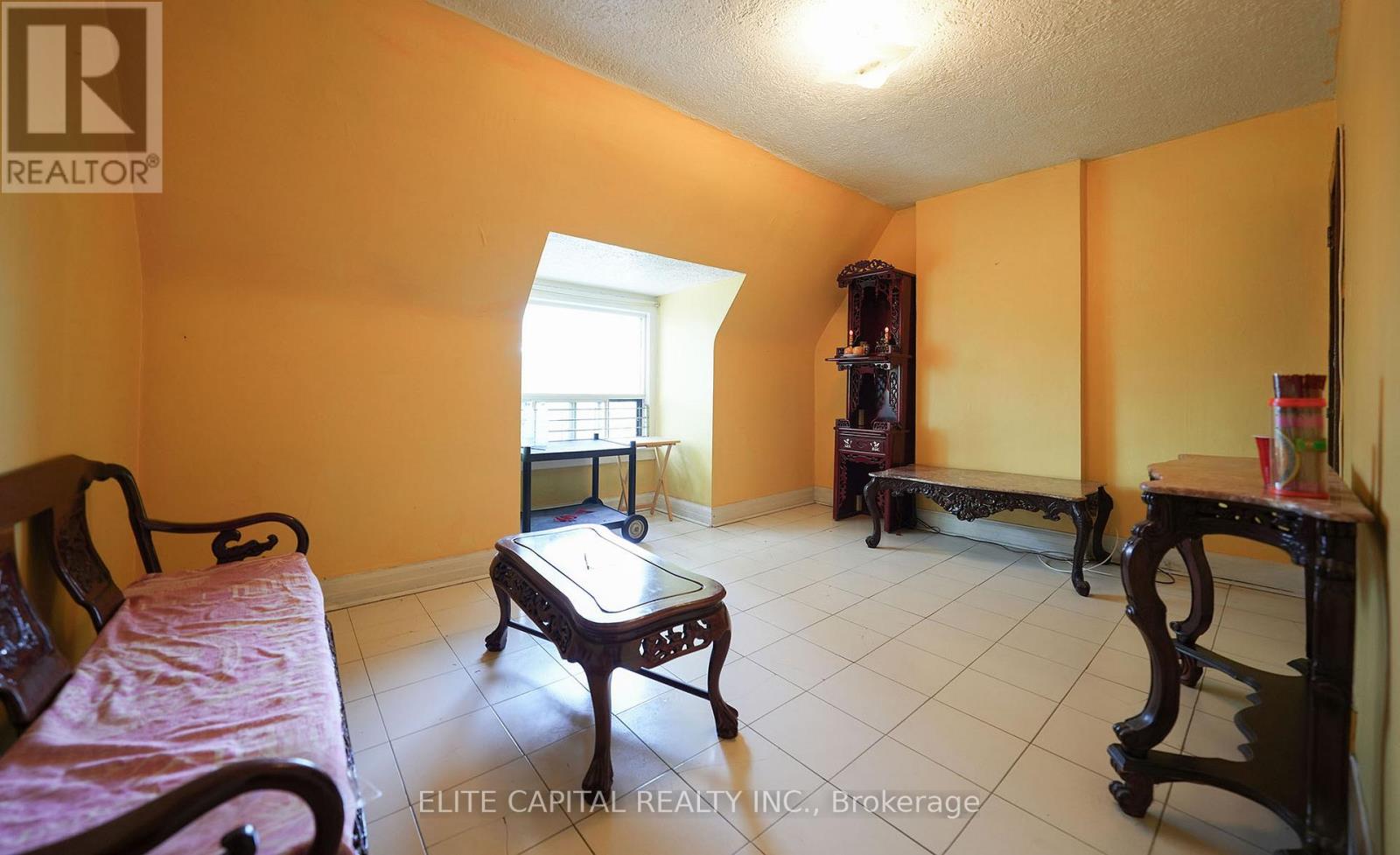 Property at 122 MARCHMOUNT ROAD image 3