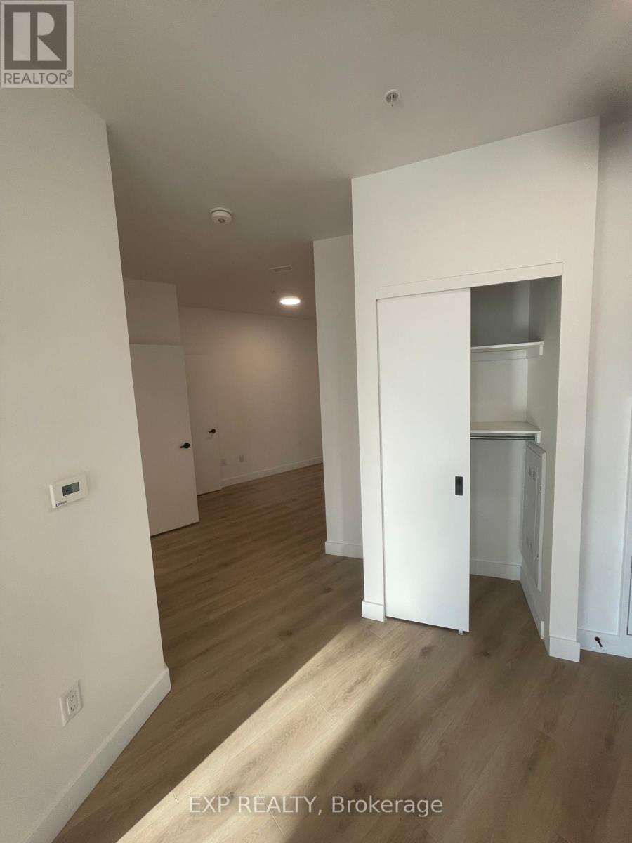 219 - 1600 James Naismith Drive, Ottawa, Ontario  K1B 5N8 - Photo 3 - X12336384