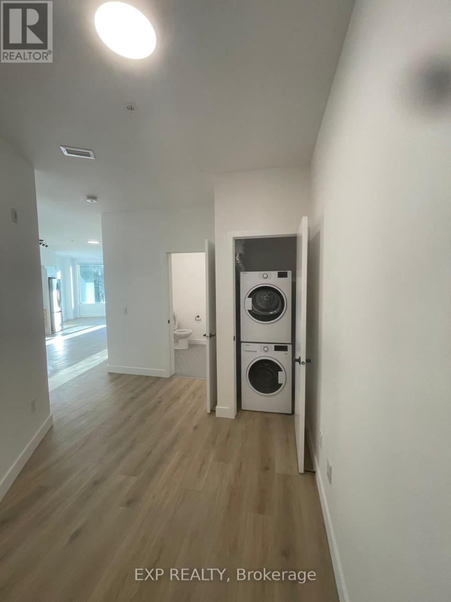 219 - 1600 James Naismith Drive, Ottawa, Ontario  K1B 5N8 - Photo 8 - X12336384