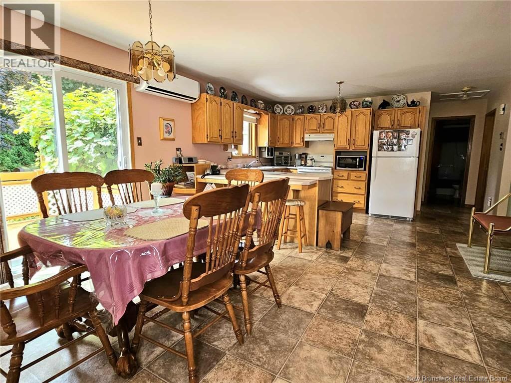 1024 Rue Hache, Beresford, New Brunswick  E8K 1H8 - Photo 26 - NB124624