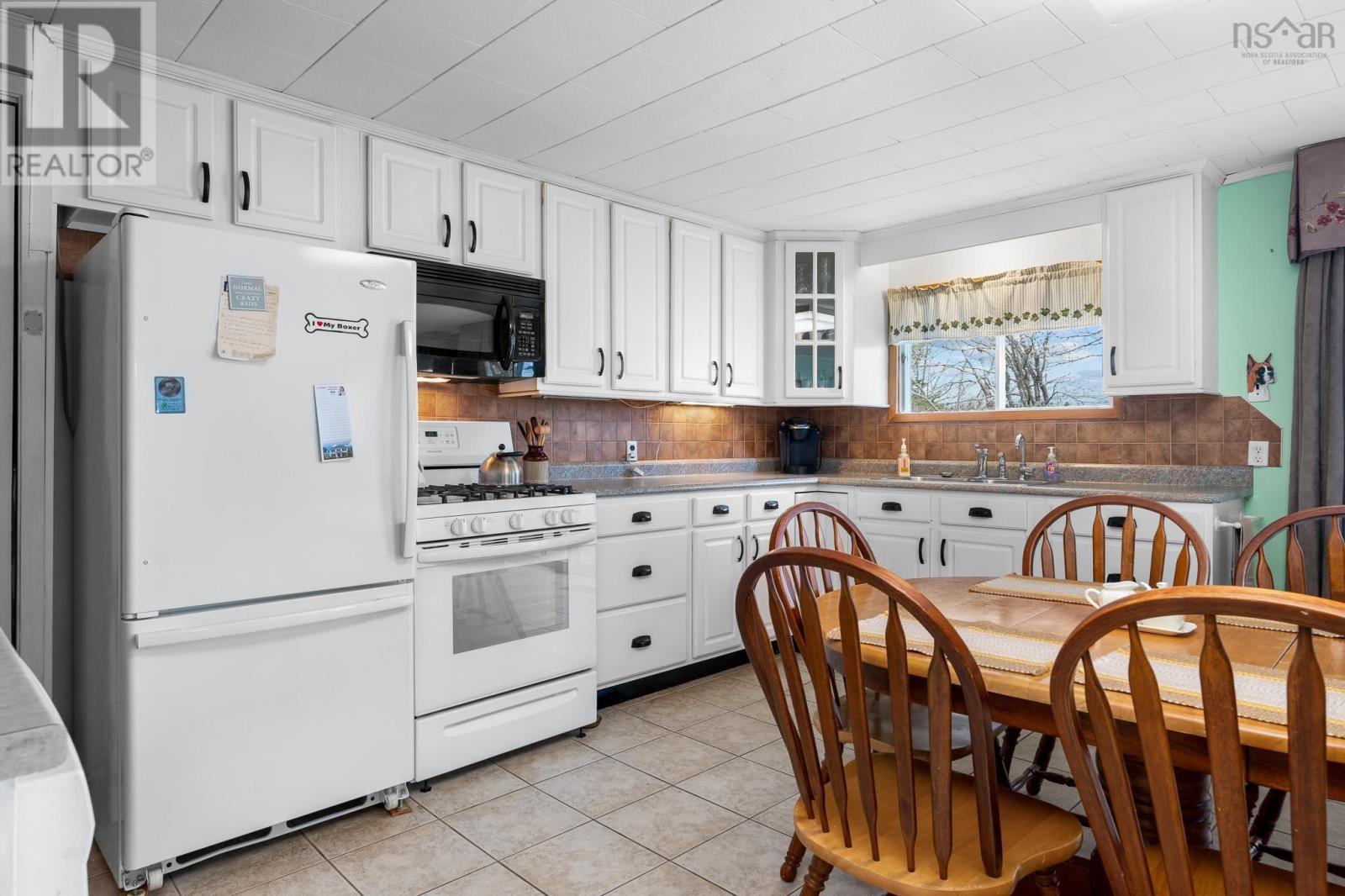 143 Piggott Lake Road, Lakelands, Nova Scotia  B0N 1Z0 - Photo 10 - 202508484