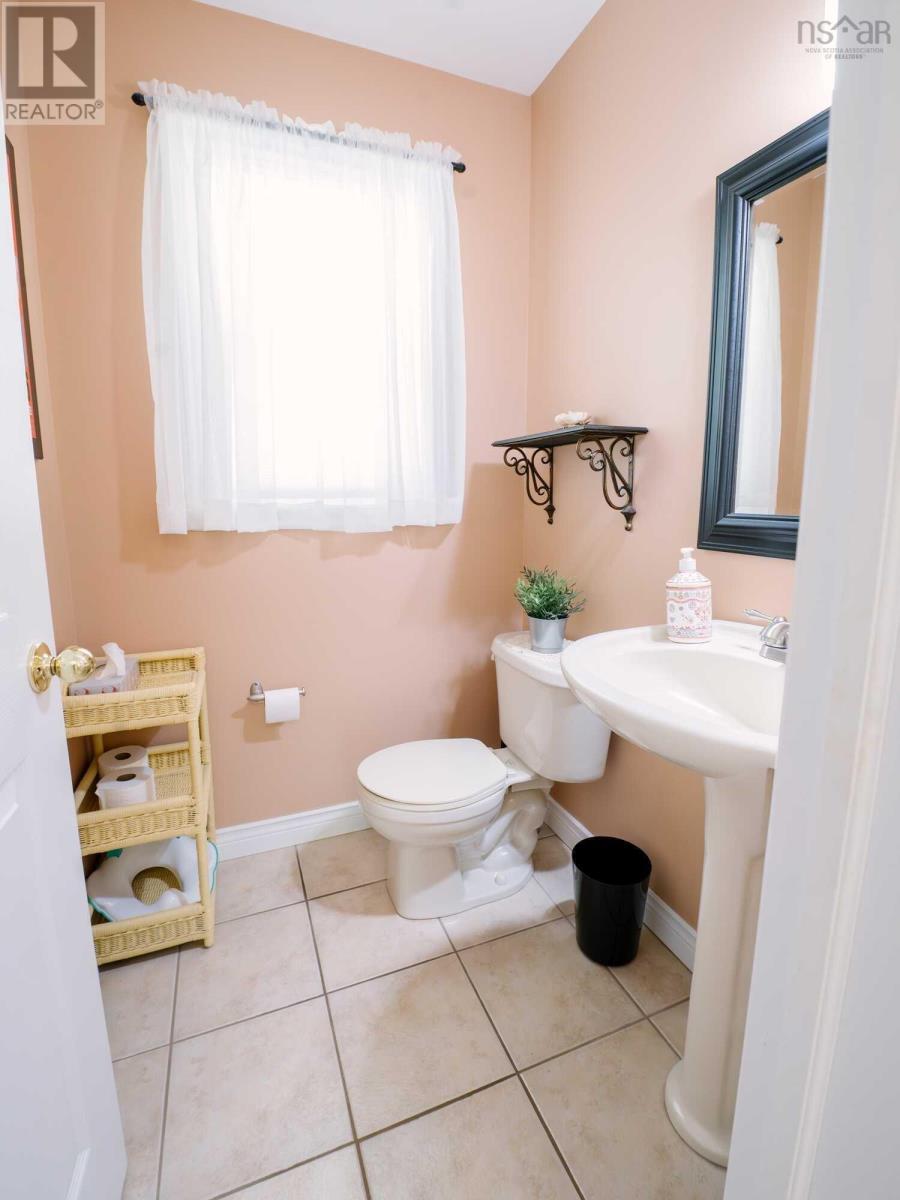 44 Tattenham Crescent, Hammonds Plains, Nova Scotia  B4B 1V2 - Photo 5 - 202513363