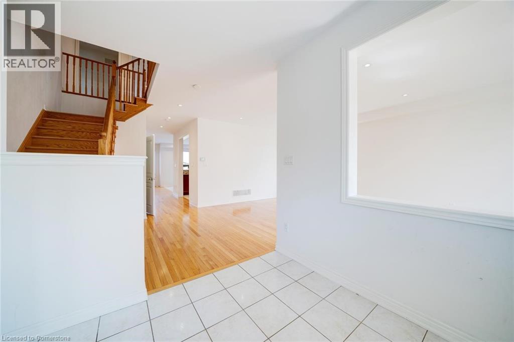 Property at 6 WEEKES Avenue image 3