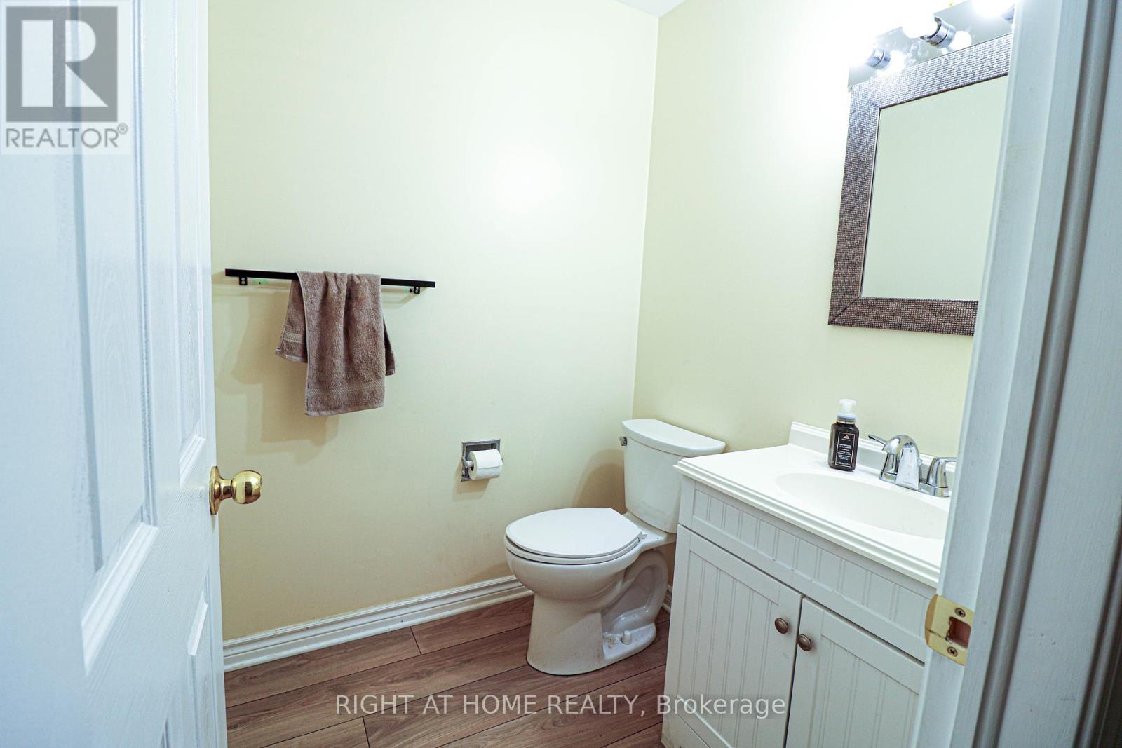 Property at 50 FIRESIDE CRESCENT image 4
