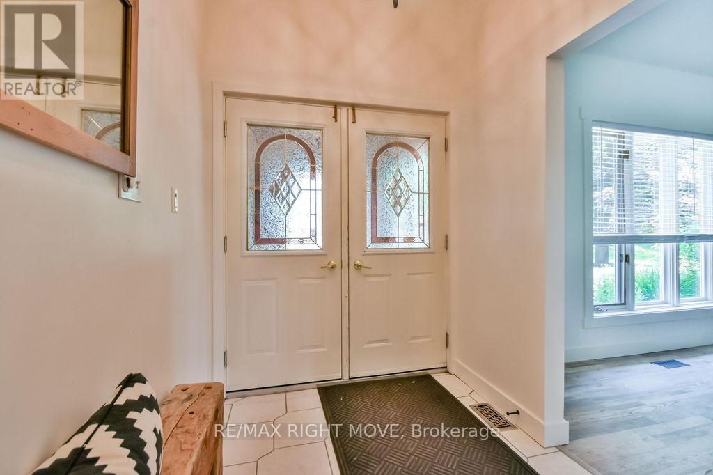 Property at 4278 WILSON POINT ROAD N image 4