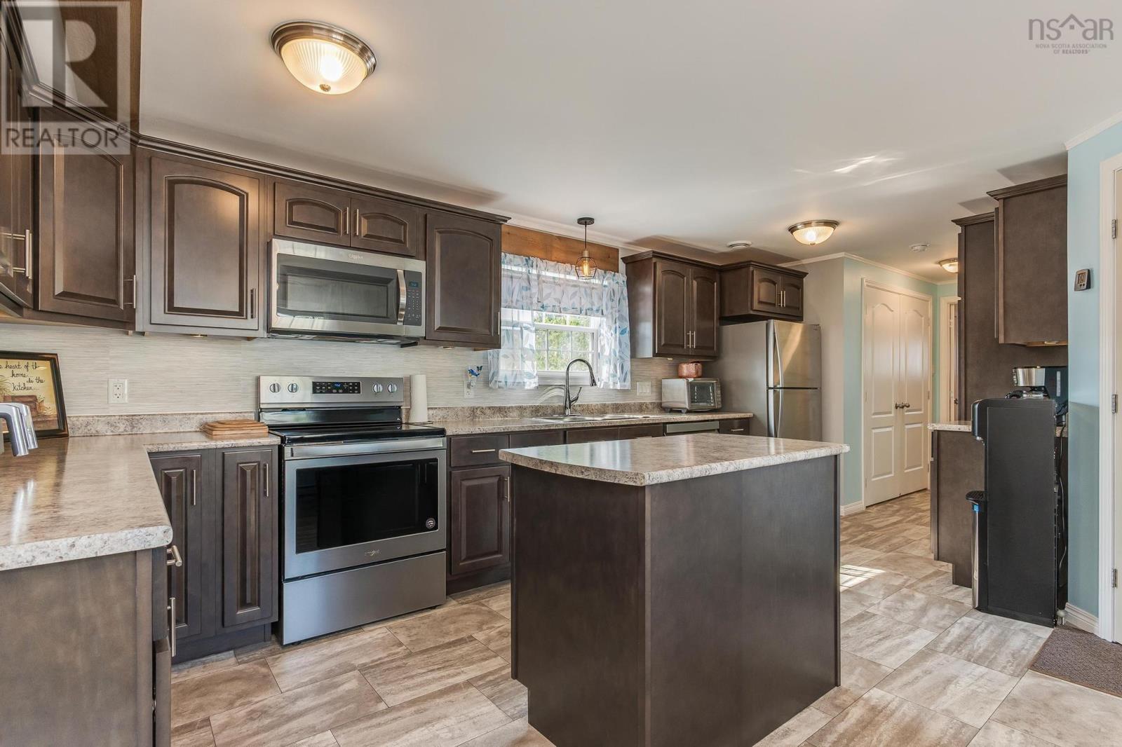 32 Second Street, Lucasville, Nova Scotia  B4B 1P9 - Photo 14 - 202519042