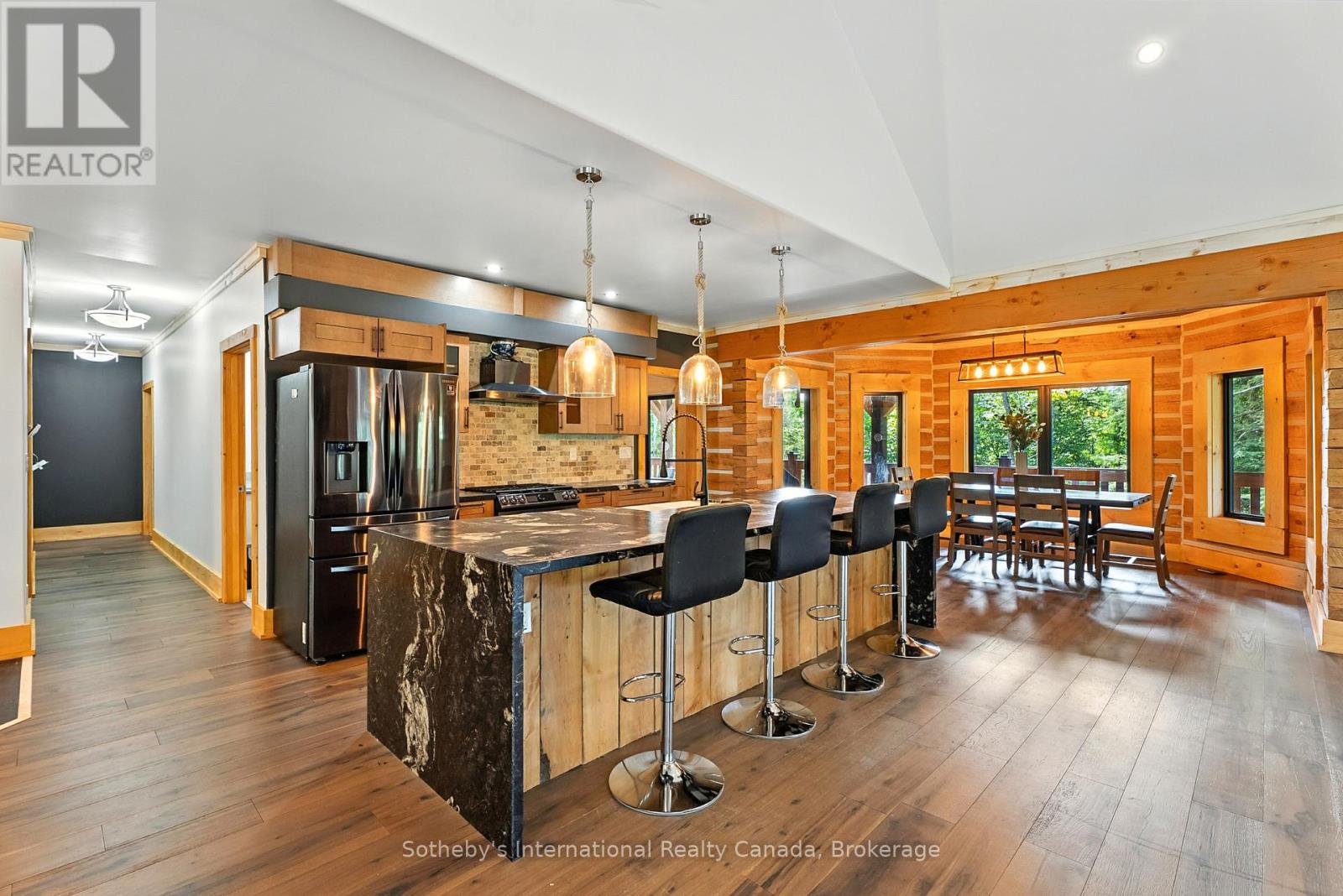 2749 Brunel Road S, Huntsville, Ontario  P1H 2J3 - Photo 14 - X12336421