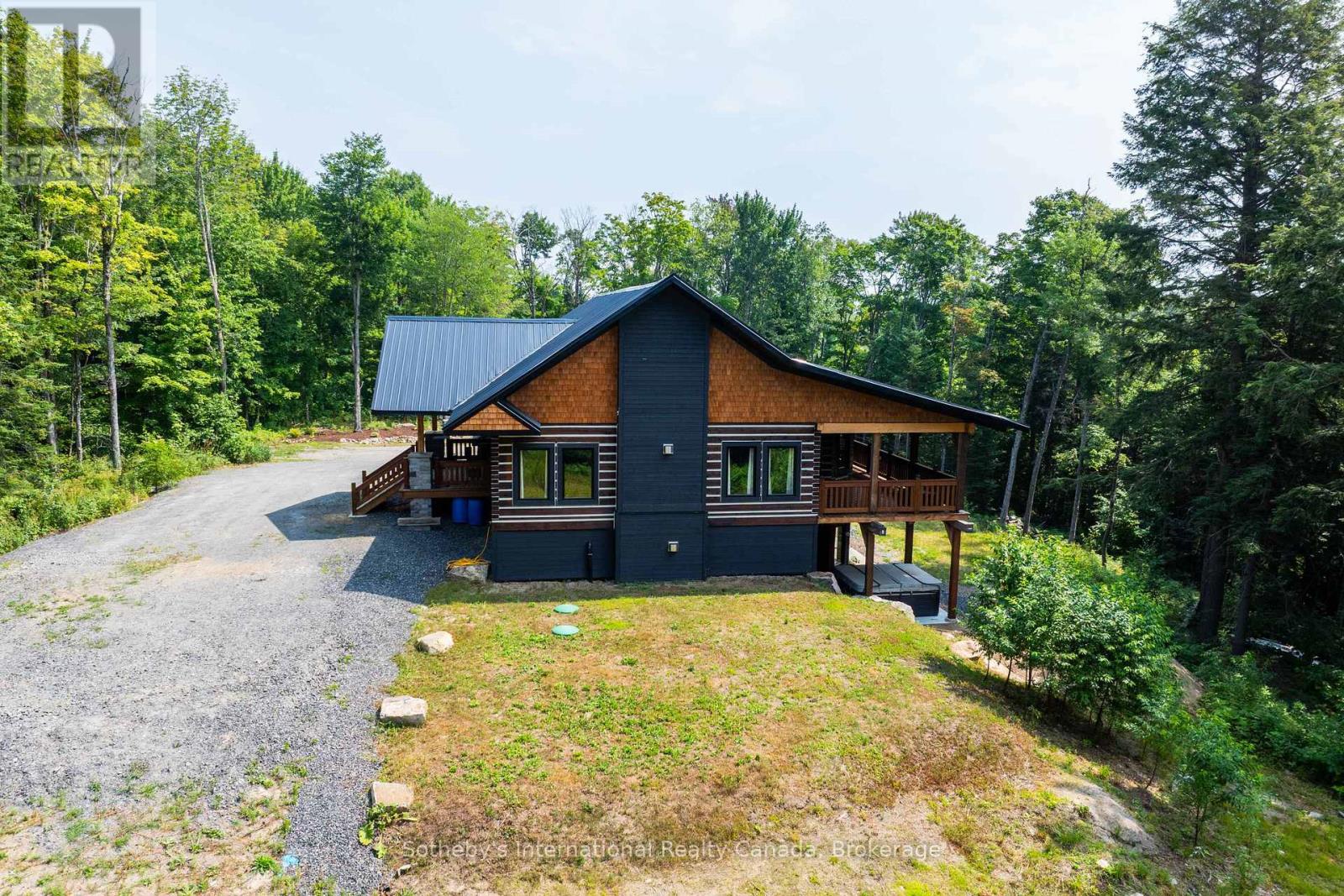 2749 Brunel Road S, Huntsville, Ontario  P1H 2J3 - Photo 4 - X12336421
