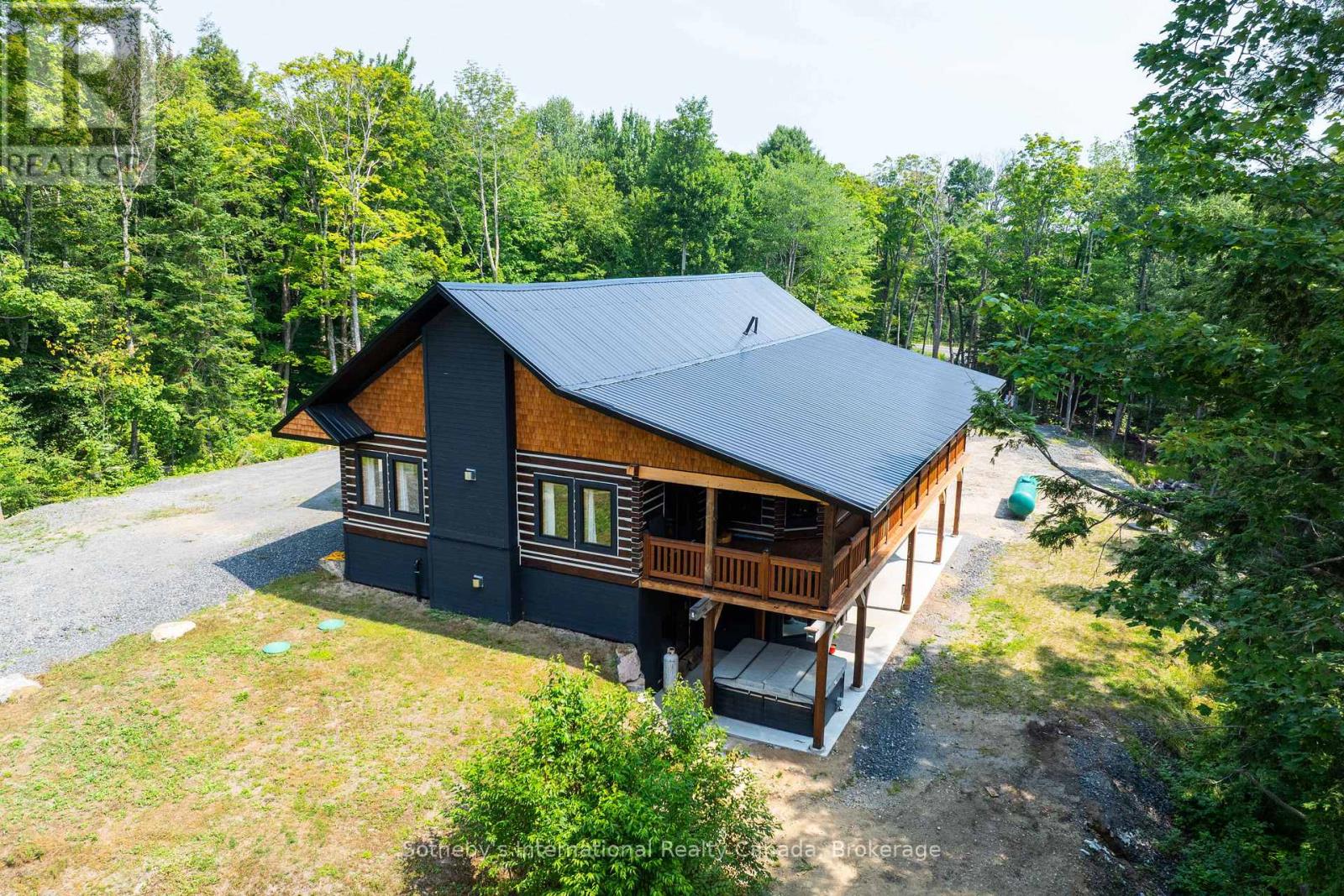 2749 Brunel Road S, Huntsville, Ontario  P1H 2J3 - Photo 5 - X12336421