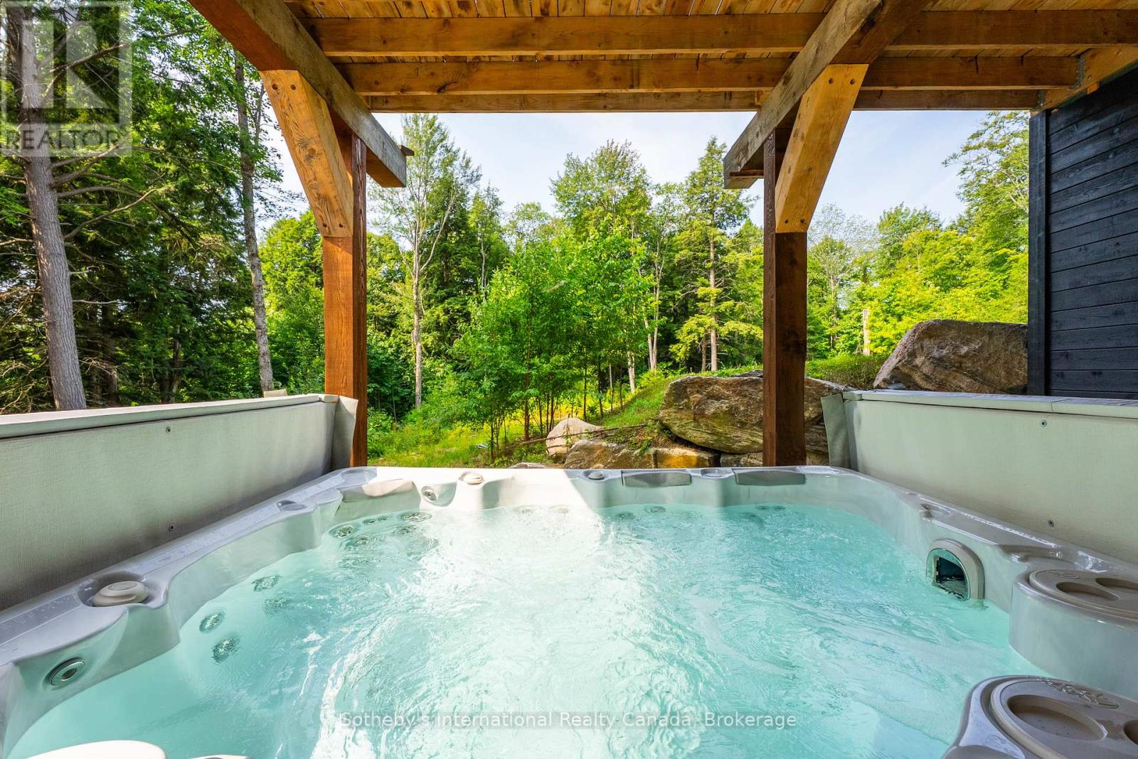 2749 Brunel Road S, Huntsville, Ontario  P1H 2J3 - Photo 7 - X12336421