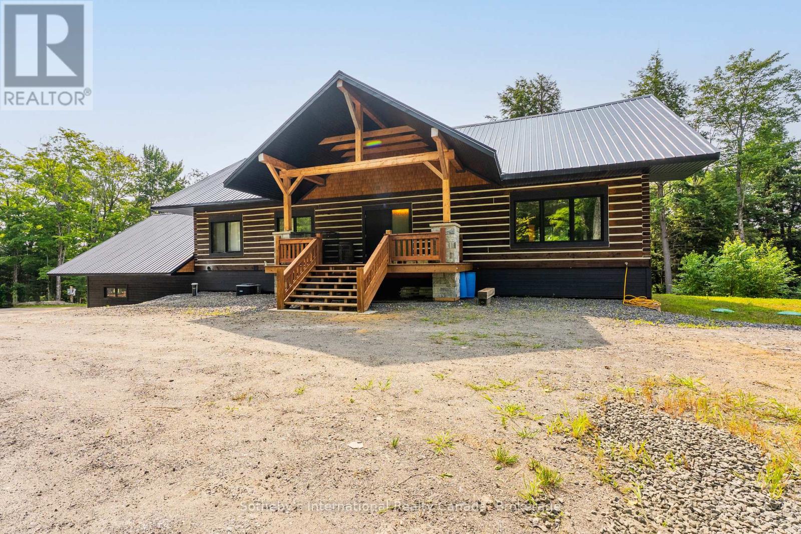 2749 Brunel Road S, Huntsville, Ontario  P1H 2J3 - Photo 9 - X12336421