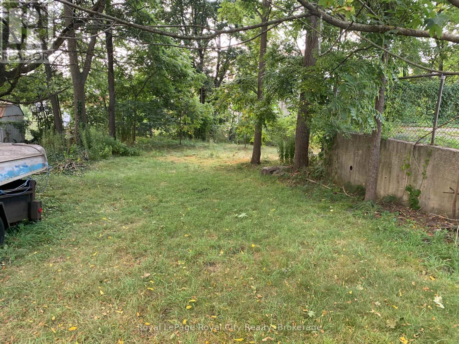 180 Waterloo Avenue, Guelph, Ontario  N1H 3J3 - Photo 13 - X12336431